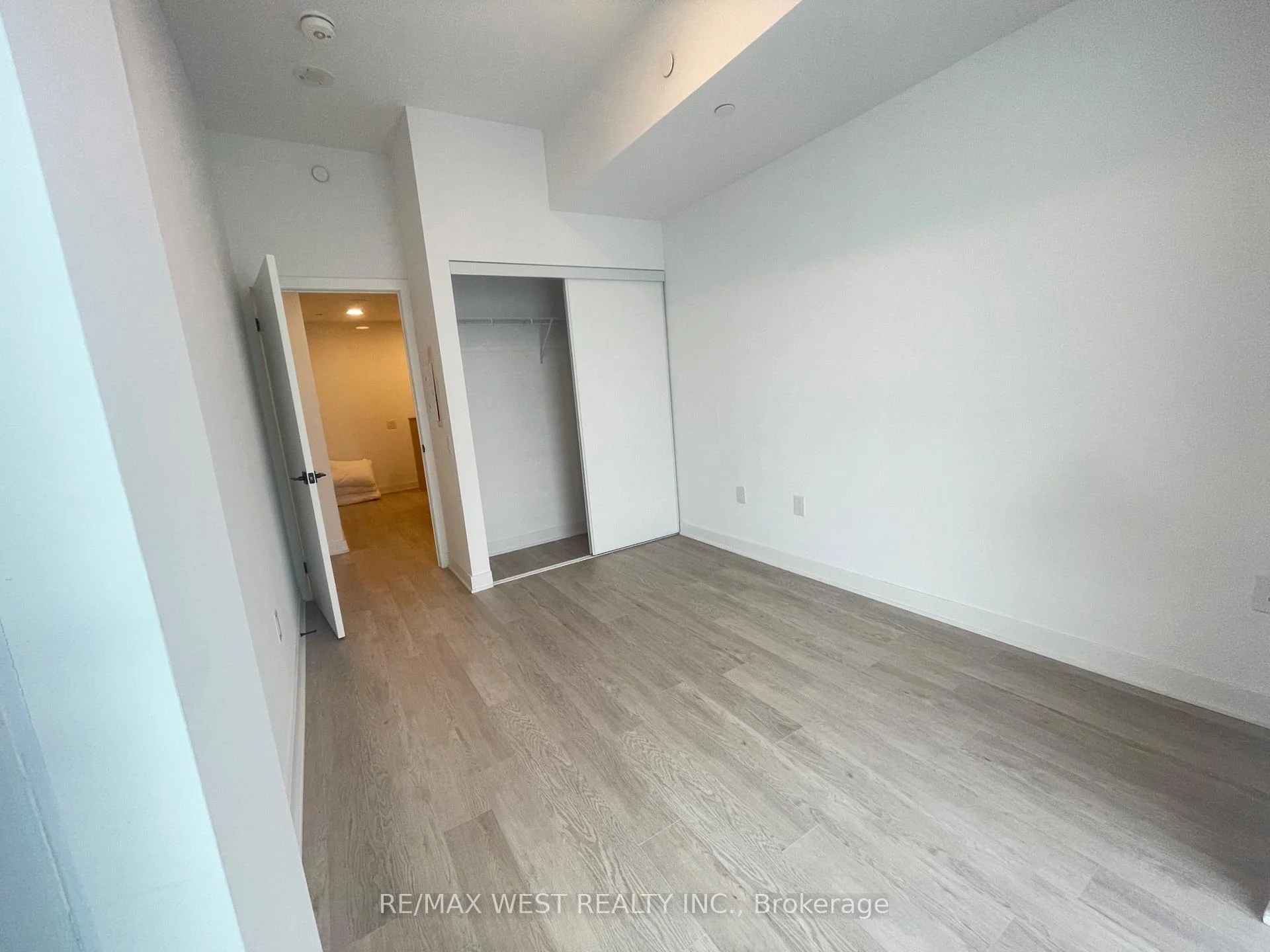Photo 21 of Unit 107, 2782 Barton Street E, Hamilton, Riverdale — HOMEH