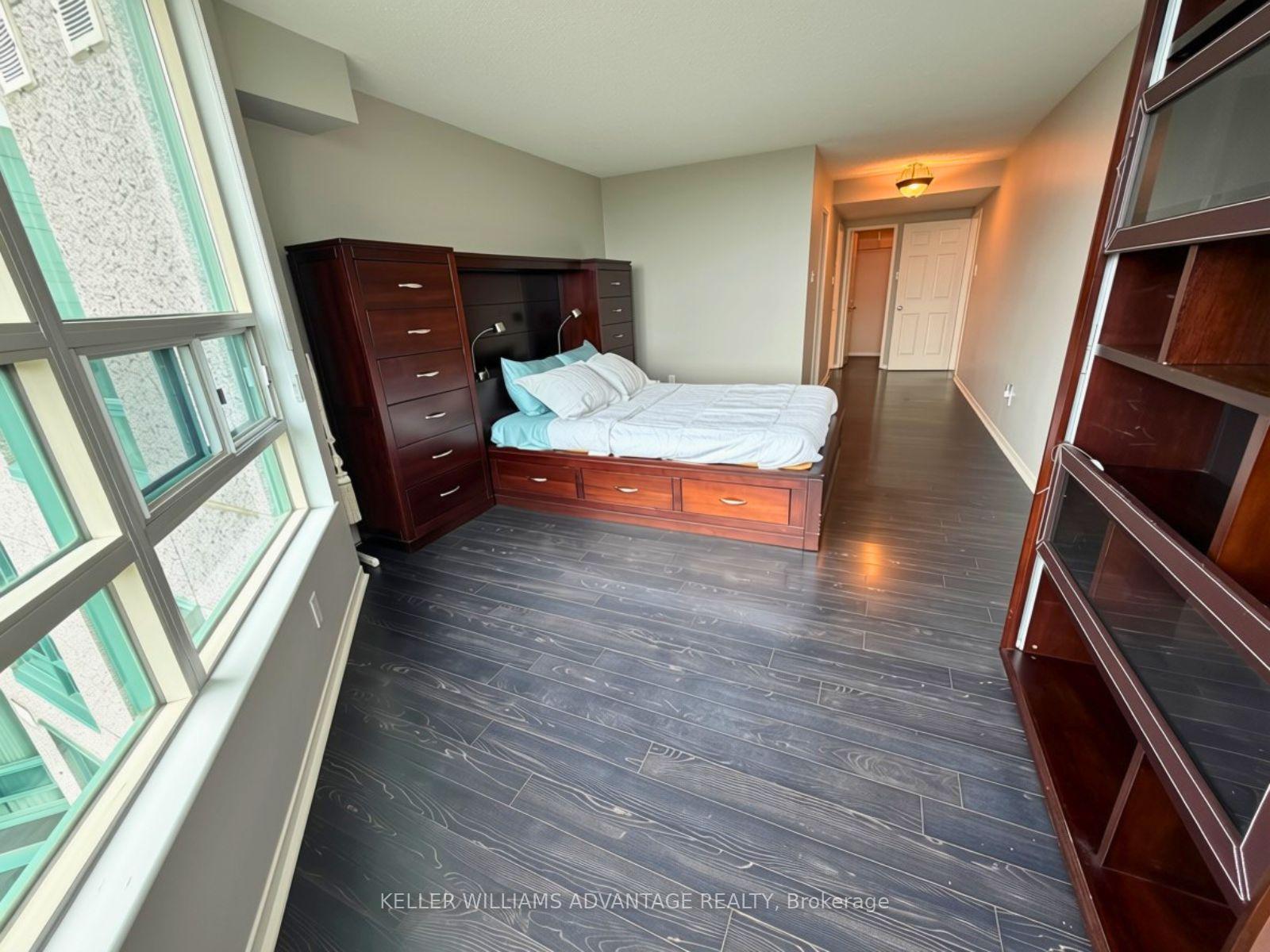 Photo 2 of Unit 1022, 7905 Bayview Avenue, Markham, Aileen-Willowbrook — HOMEH