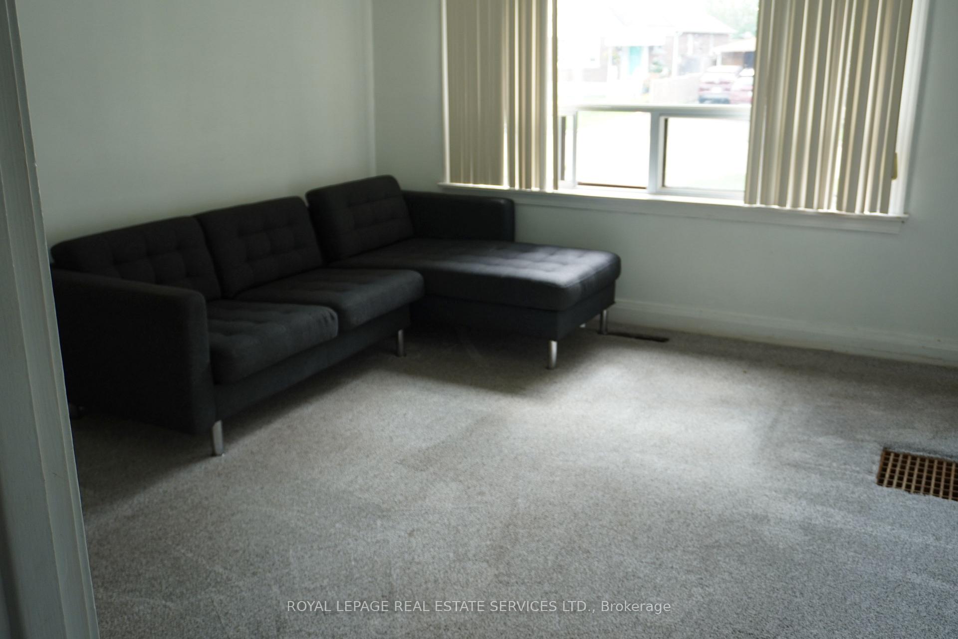 Photo 23 of Unit Main, 12 Coniston Road, Scarborough, Clairlea-Birchmount — HOMEH