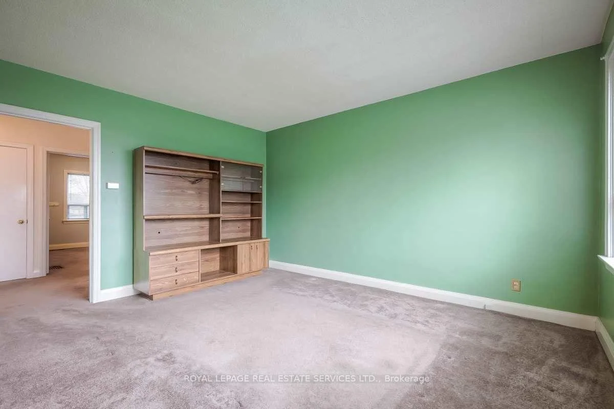 Photo 15 of Unit Main, 12 Coniston Road, Scarborough, Clairlea-Birchmount — HOMEH