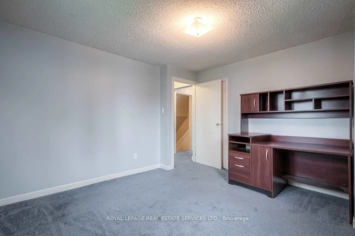 Photo 66 of Unit Main, 12 Coniston Road, Scarborough, Clairlea-Birchmount — HOMEH
