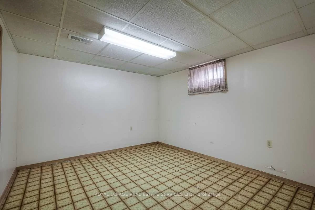 Photo 75 of Unit Main, 12 Coniston Road, Scarborough, Clairlea-Birchmount — HOMEH