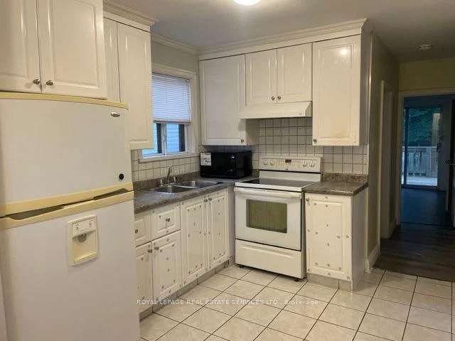 Photo 19 of Unit Main, 12 Coniston Road, Scarborough, Clairlea-Birchmount — HOMEH