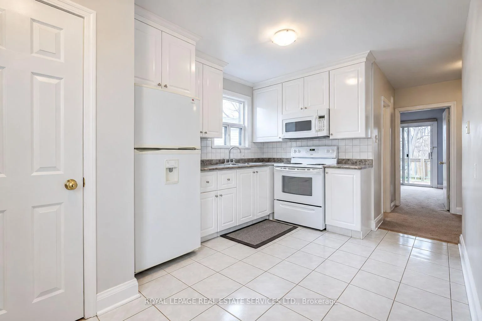 Photo 22 of Unit Main, 12 Coniston Road, Scarborough, Clairlea-Birchmount — HOMEH