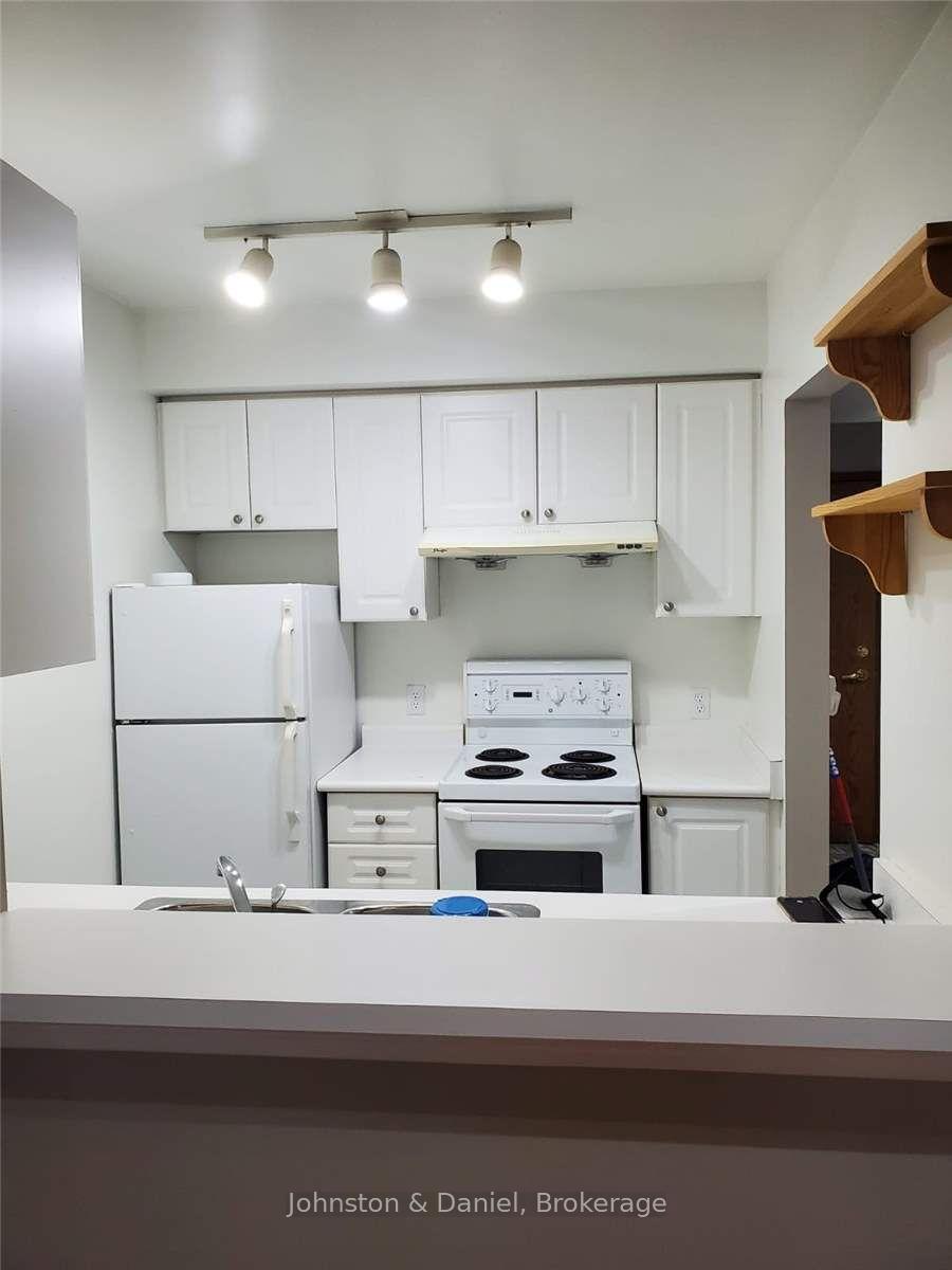 Photo 4 of Unit 1115, 1 Lee Centre Drive, Scarborough, Woburn — HOMEH