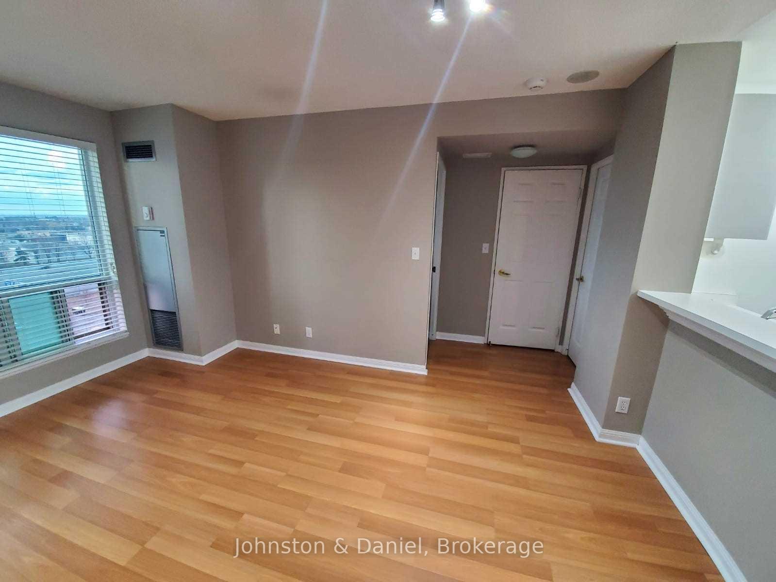 Photo 10 of Unit 1115, 1 Lee Centre Drive, Scarborough, Woburn — HOMEH
