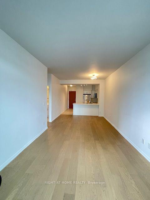 Photo 8 of Unit 2506, 219 Fort York Boulevard, Toronto, Niagara — HOMEH