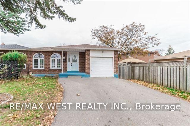 Photo 1 of Unit Upper, 82 Marchbank Crescent, Brampton, Central Park — HOMEH