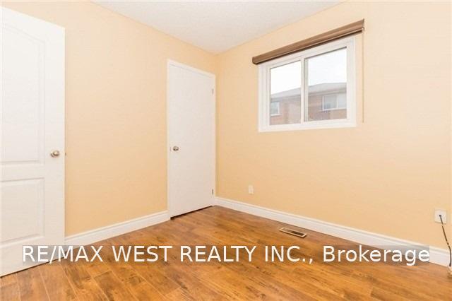 Photo 11 of Unit Upper, 82 Marchbank Crescent, Brampton, Central Park — HOMEH