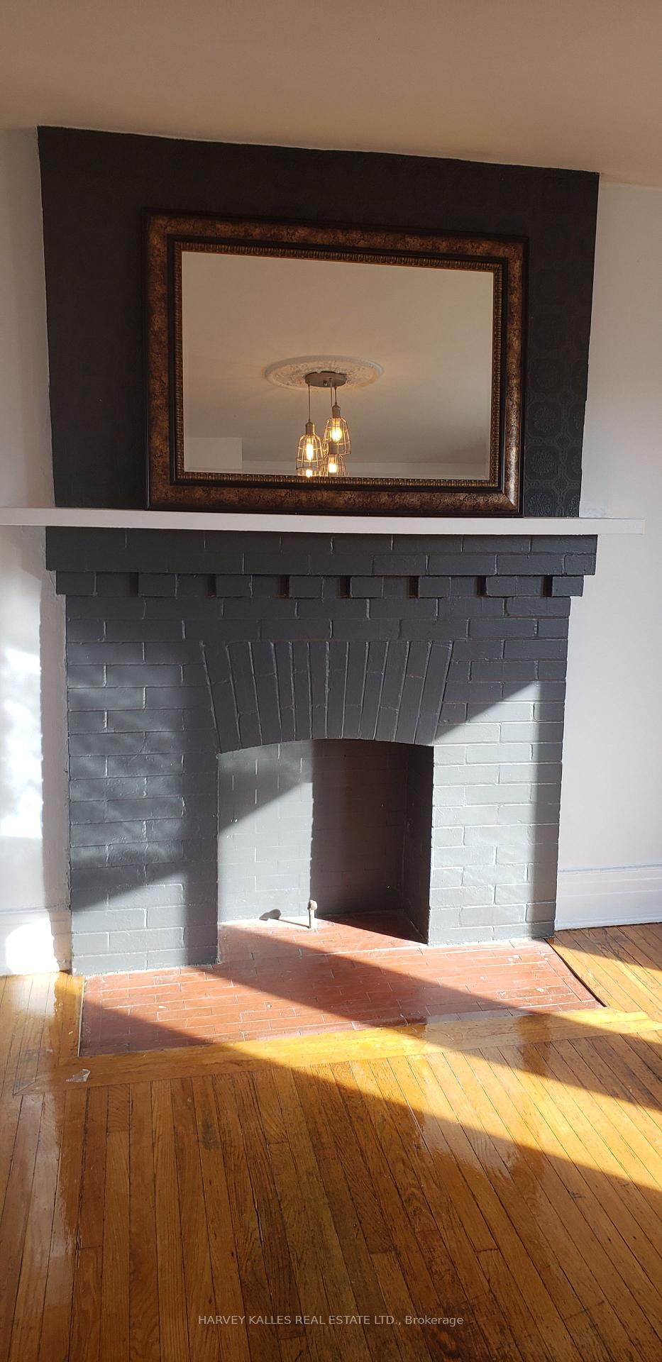 Photo 8 of Unit Upper, 4 Marchmount Road, Toronto, Wychwood — HOMEH