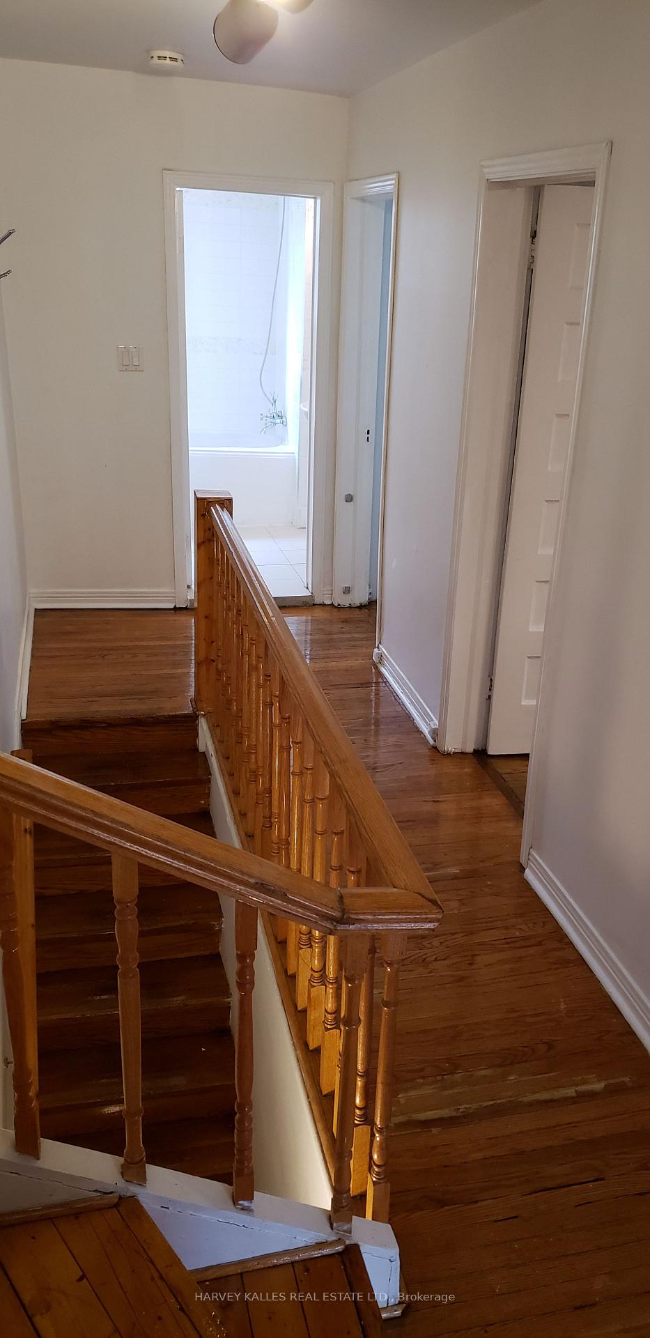 Photo 12 of Unit Upper, 4 Marchmount Road, Toronto, Wychwood — HOMEH