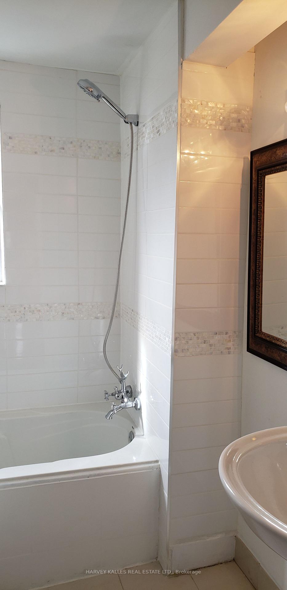 Photo 19 of Unit Upper, 4 Marchmount Road, Toronto, Wychwood — HOMEH
