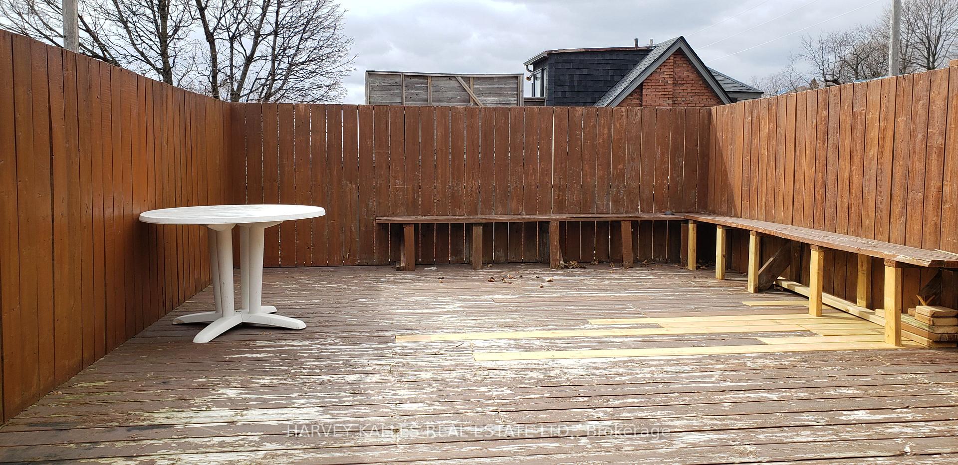 Photo 26 of Unit Upper, 4 Marchmount Road, Toronto, Wychwood — HOMEH