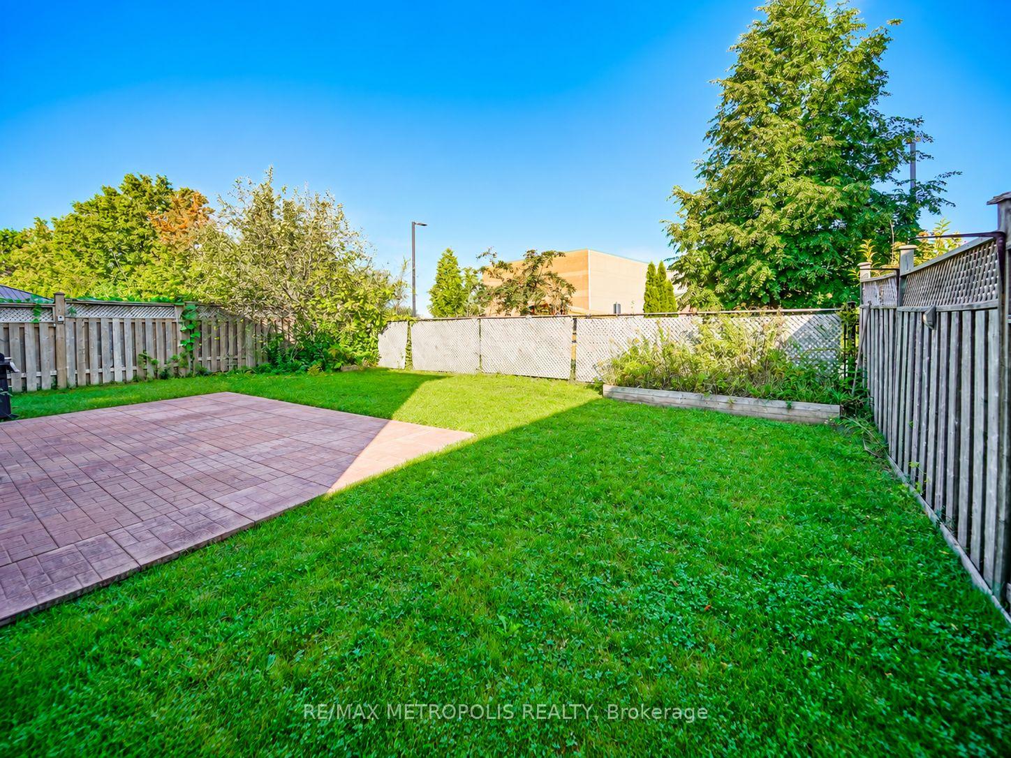 Photo 32 of 214 Elson Street, Markham, Middlefield — HOMEH