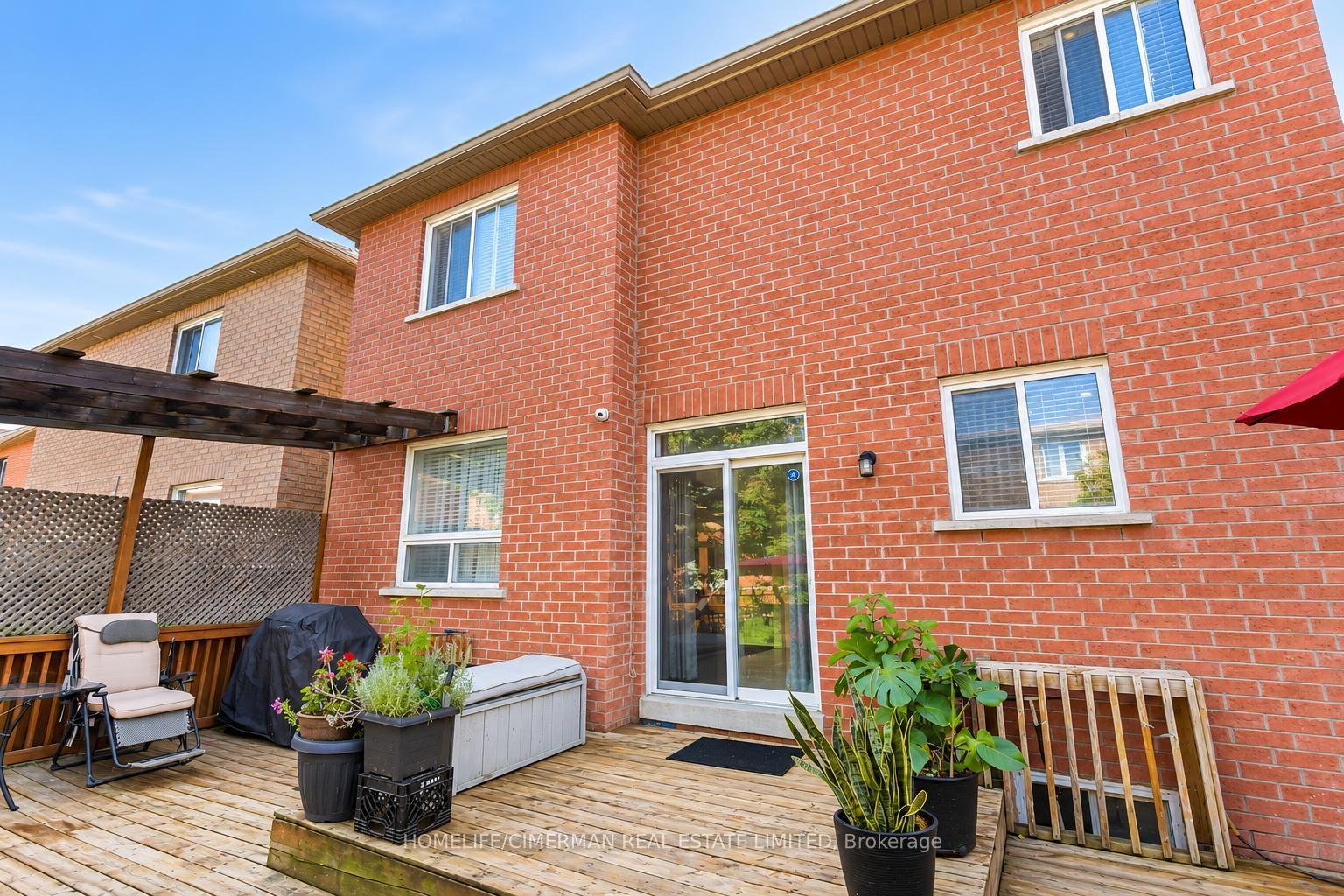 Photo 23 of 7 Okanagan Drive, Brampton, Sandringham-Wellington — HOMEH