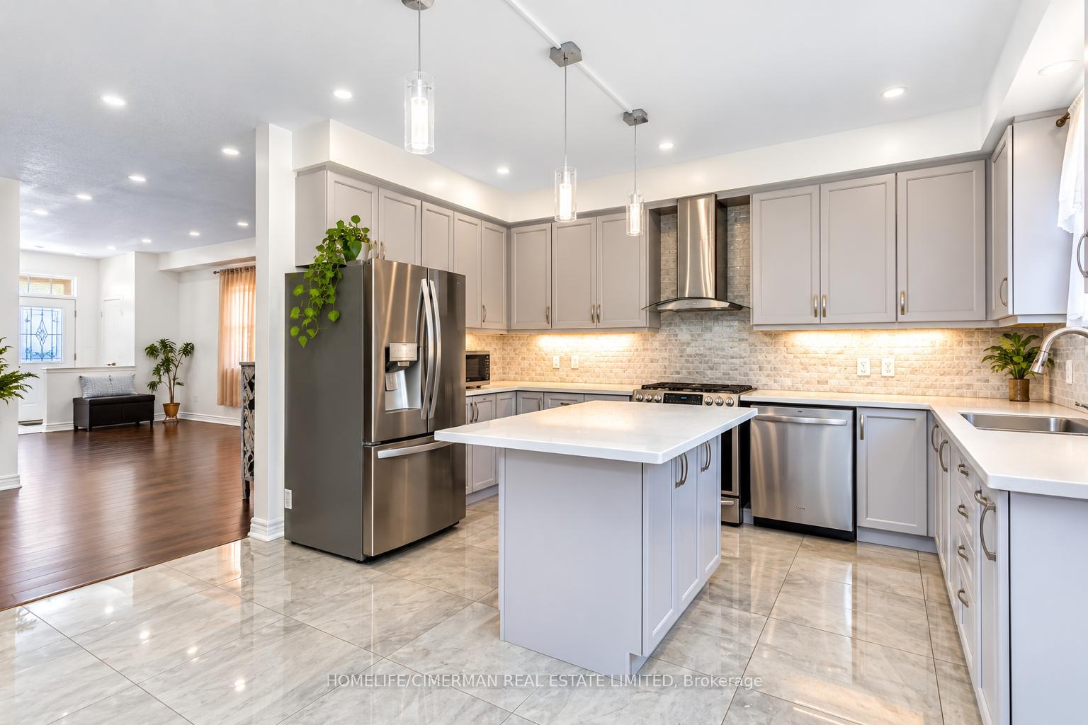 Photo 34 of 7 Okanagan Drive, Brampton, Sandringham-Wellington — HOMEH