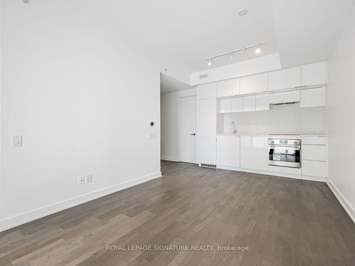 Photo 1 of Unit 615, 185 Roehampton Avenue, Toronto, Mount Pleasant West — HOMEH