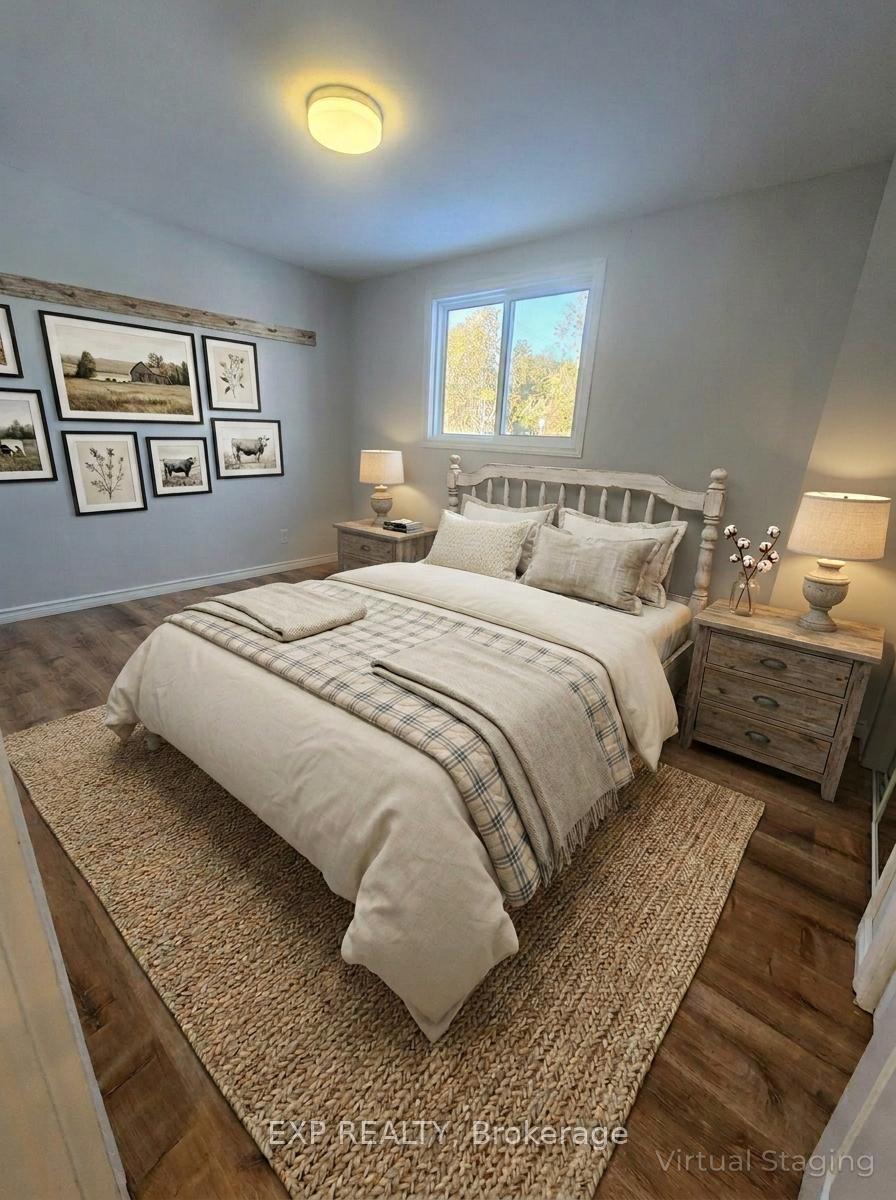 Photo 11 of 71 Lakeshore Road E, Oro-Medonte, Rural Oro-Medonte — HOMEH
