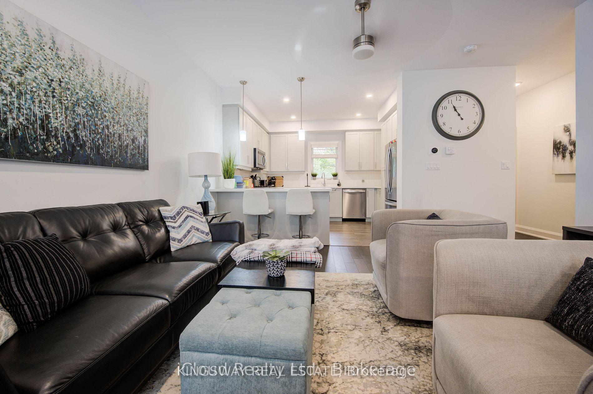 Photo 17 of 33 Jarvis Street, Brantford, Holmedale — HOMEH