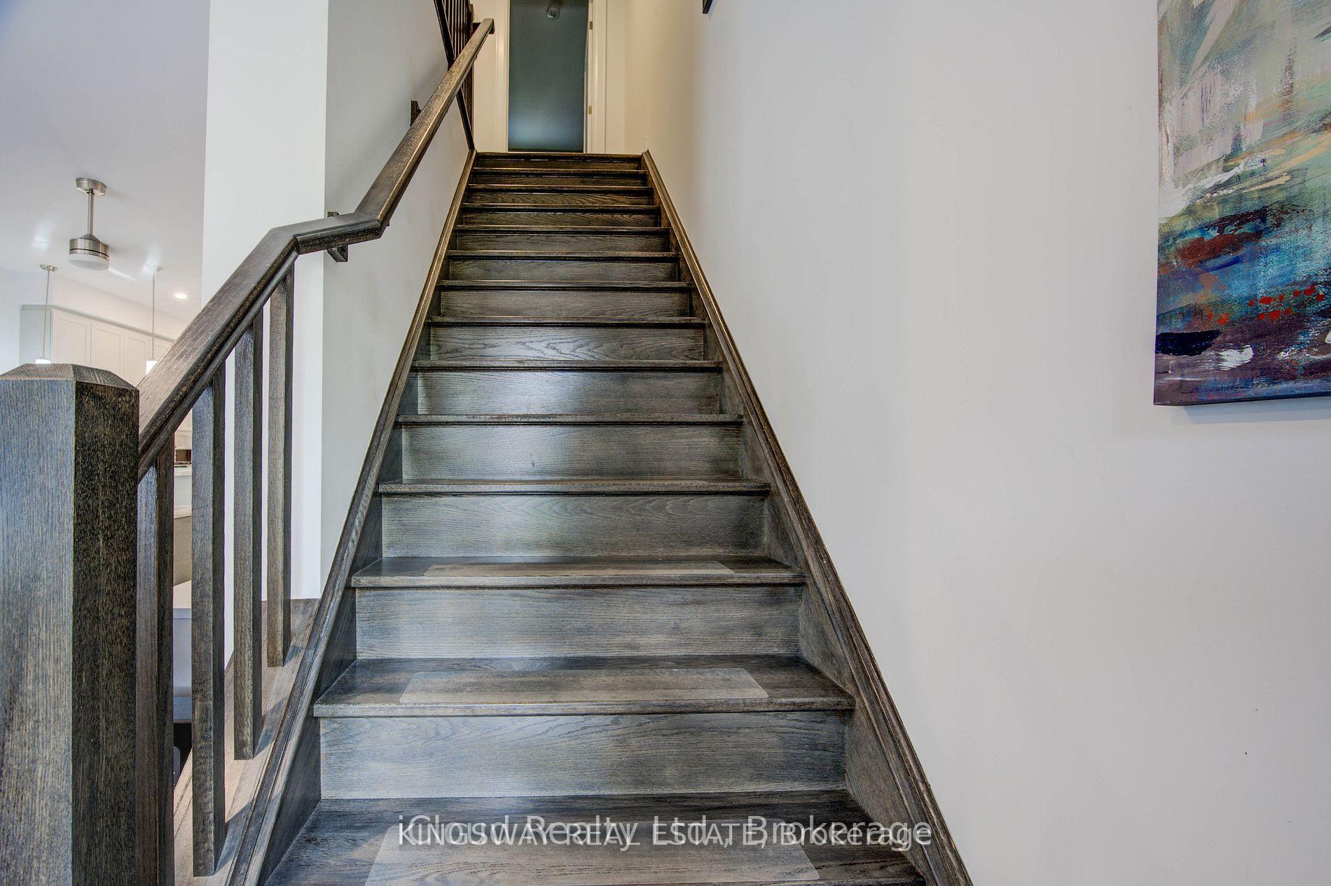 Photo 26 of 33 Jarvis Street, Brantford, Holmedale — HOMEH