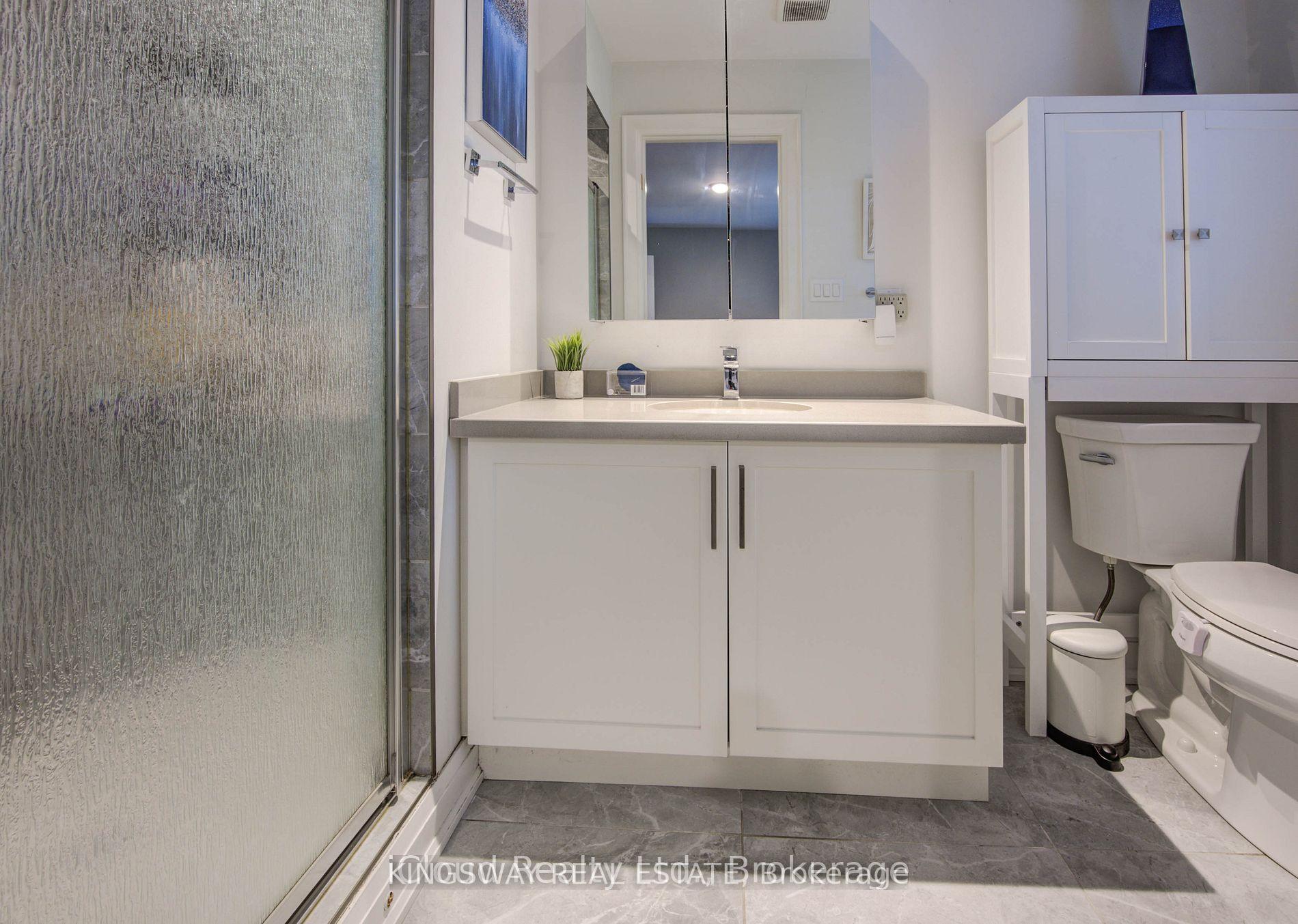 Photo 30 of 33 Jarvis Street, Brantford, Holmedale — HOMEH