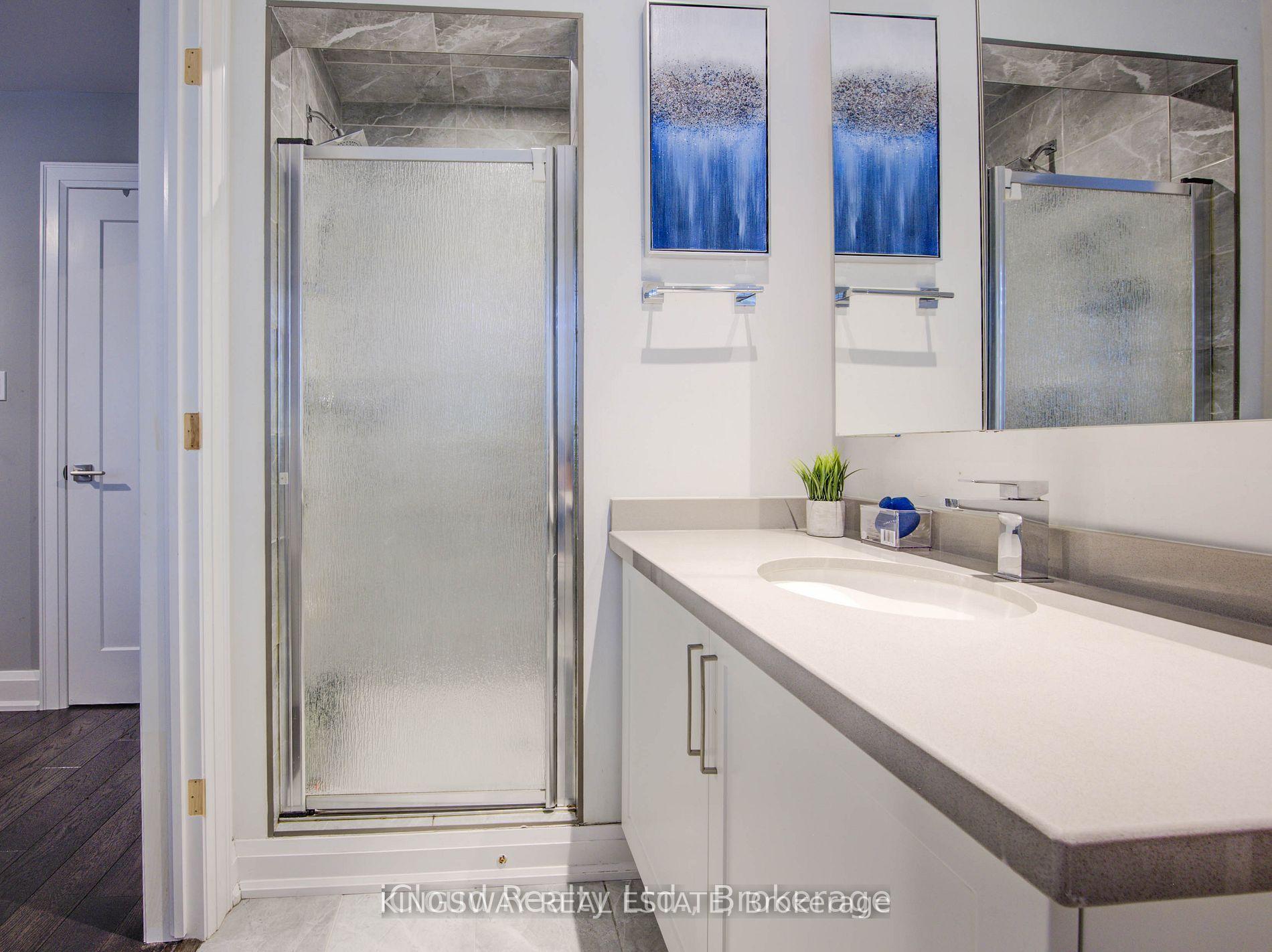 Photo 31 of 33 Jarvis Street, Brantford, Holmedale — HOMEH