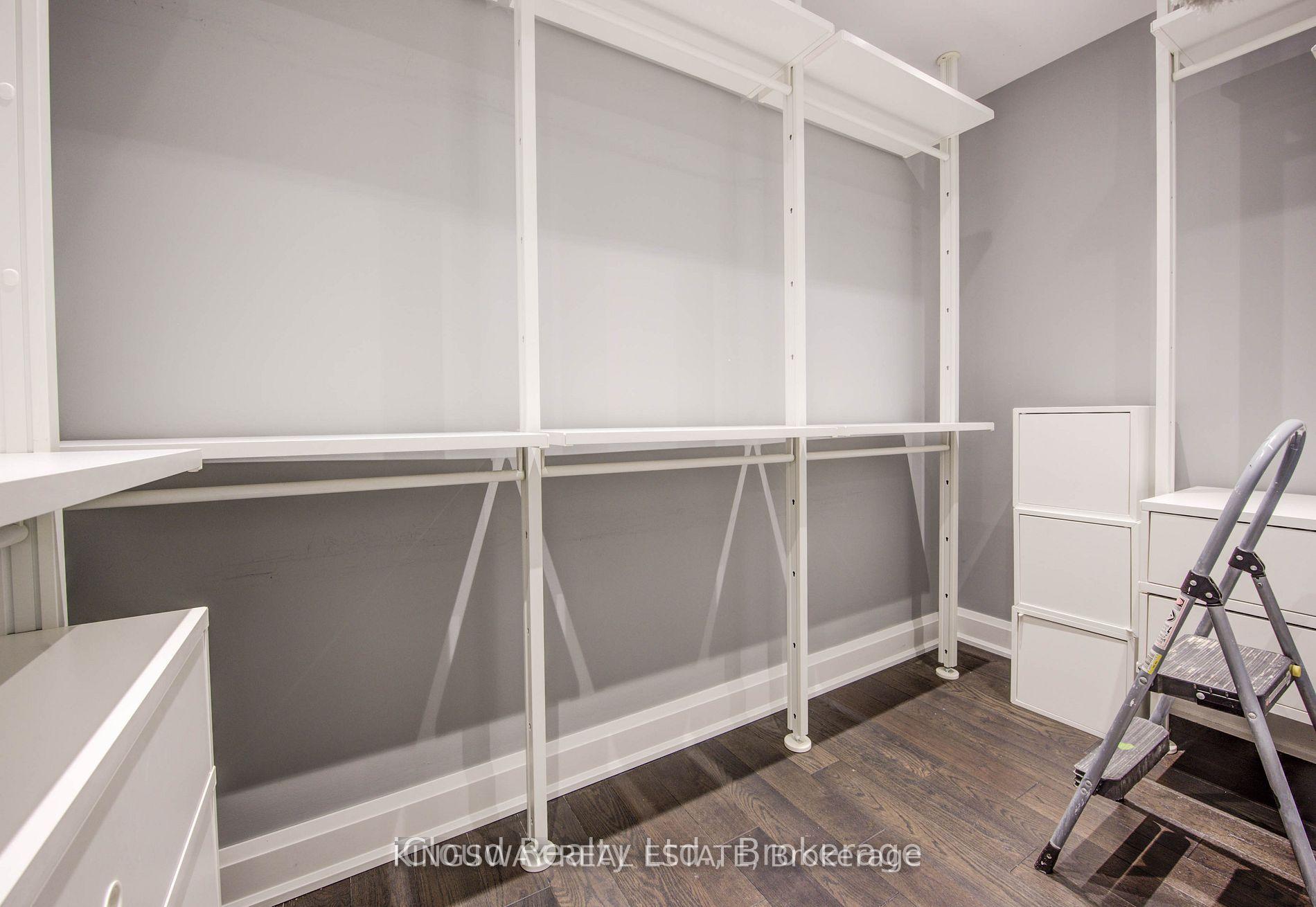 Photo 32 of 33 Jarvis Street, Brantford, Holmedale — HOMEH