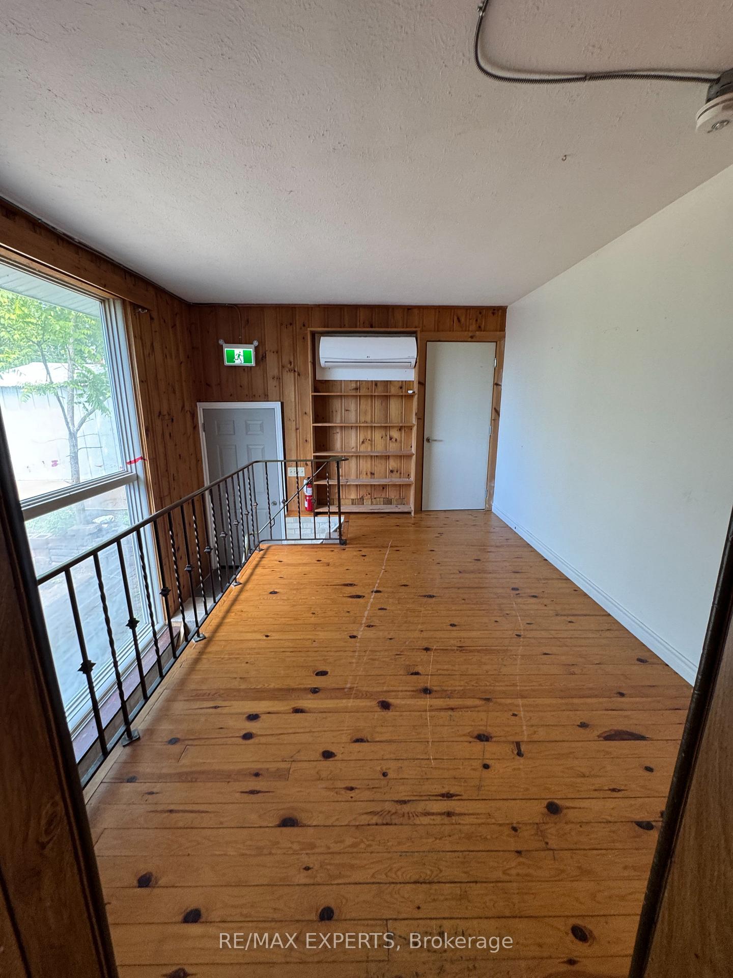 Photo 4 of 418 Dominion Avenue, Midland — HOMEH