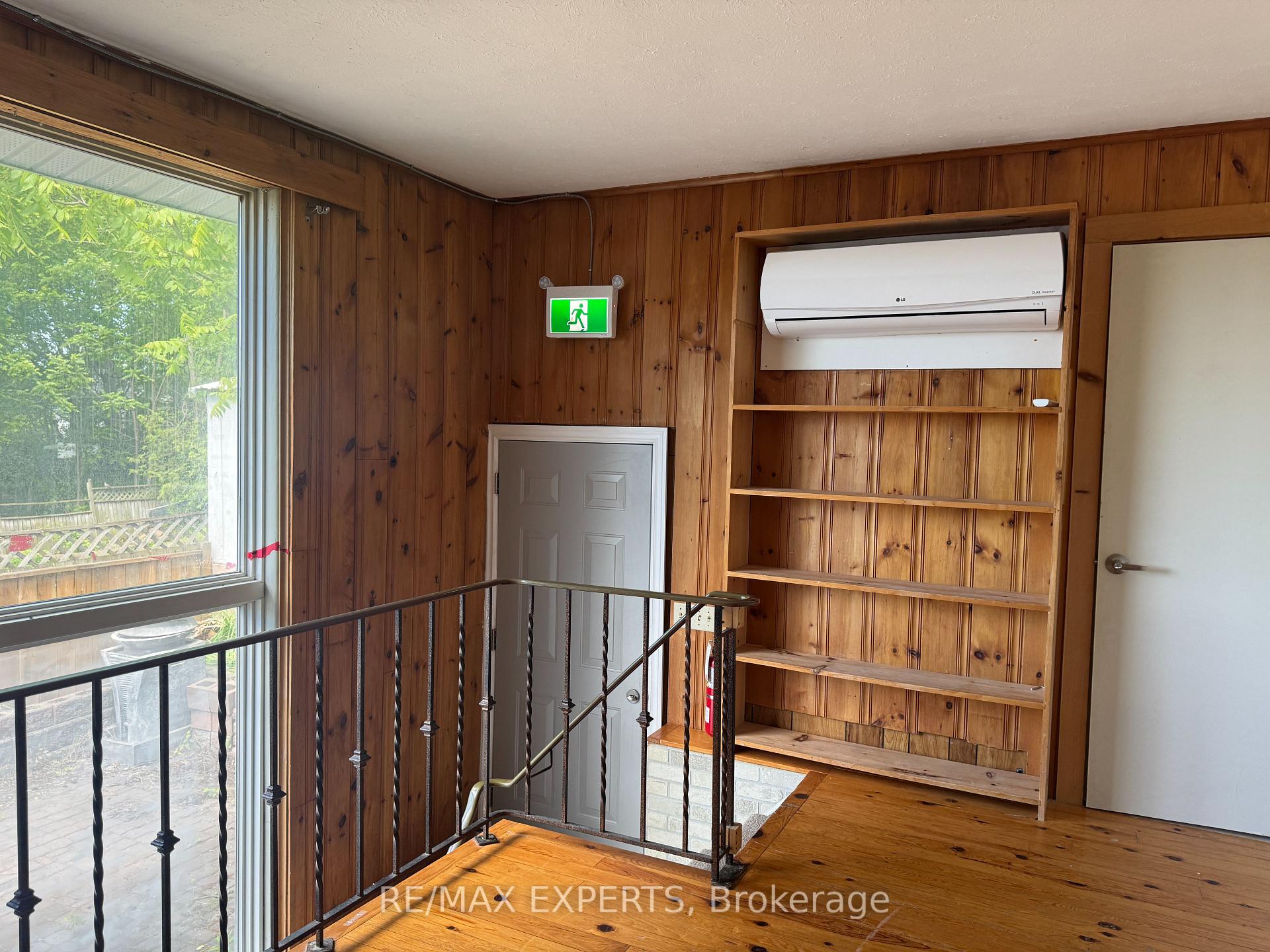 Photo 5 of 418 Dominion Avenue, Midland — HOMEH