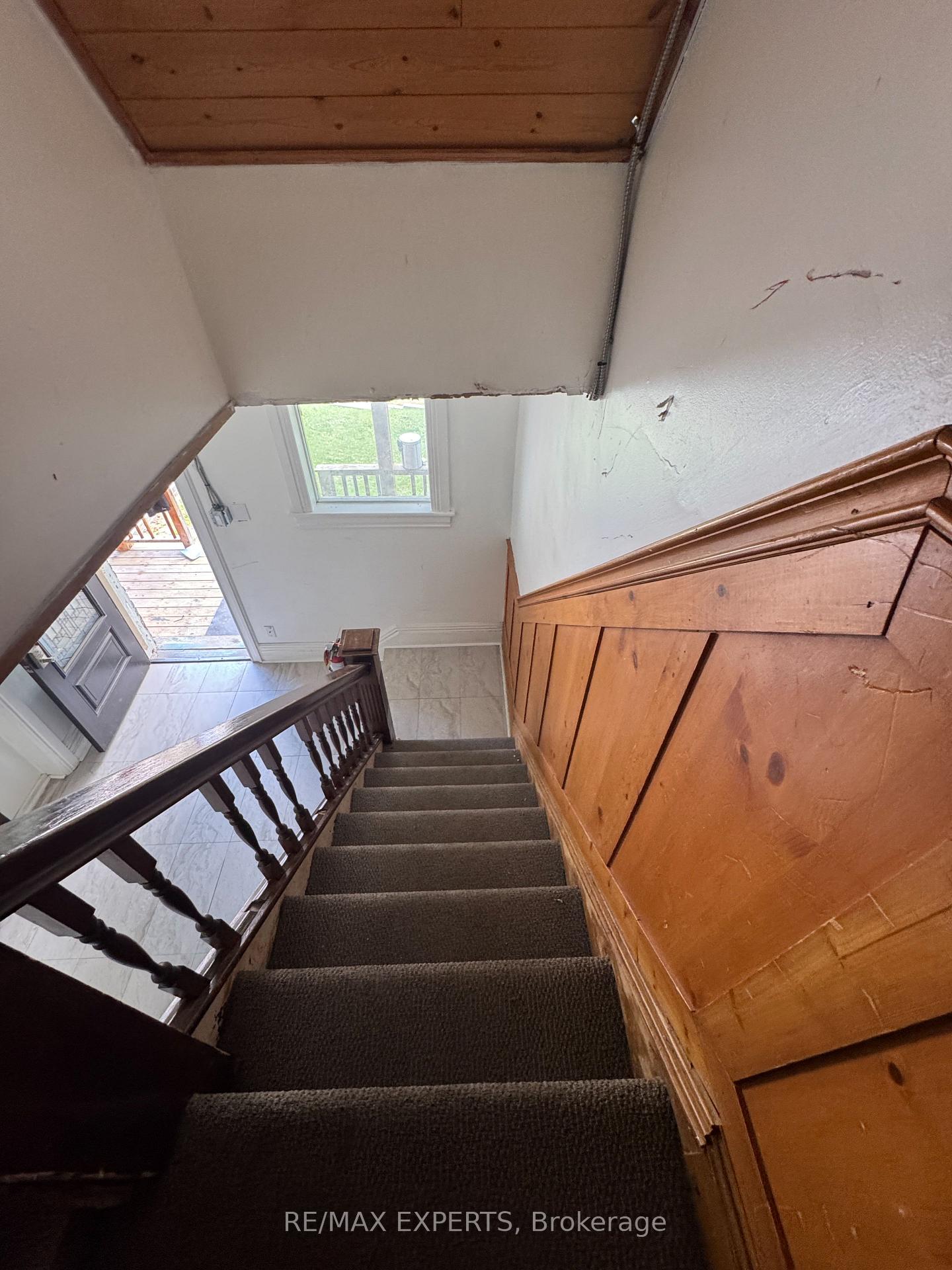 Photo 6 of 418 Dominion Avenue, Midland — HOMEH