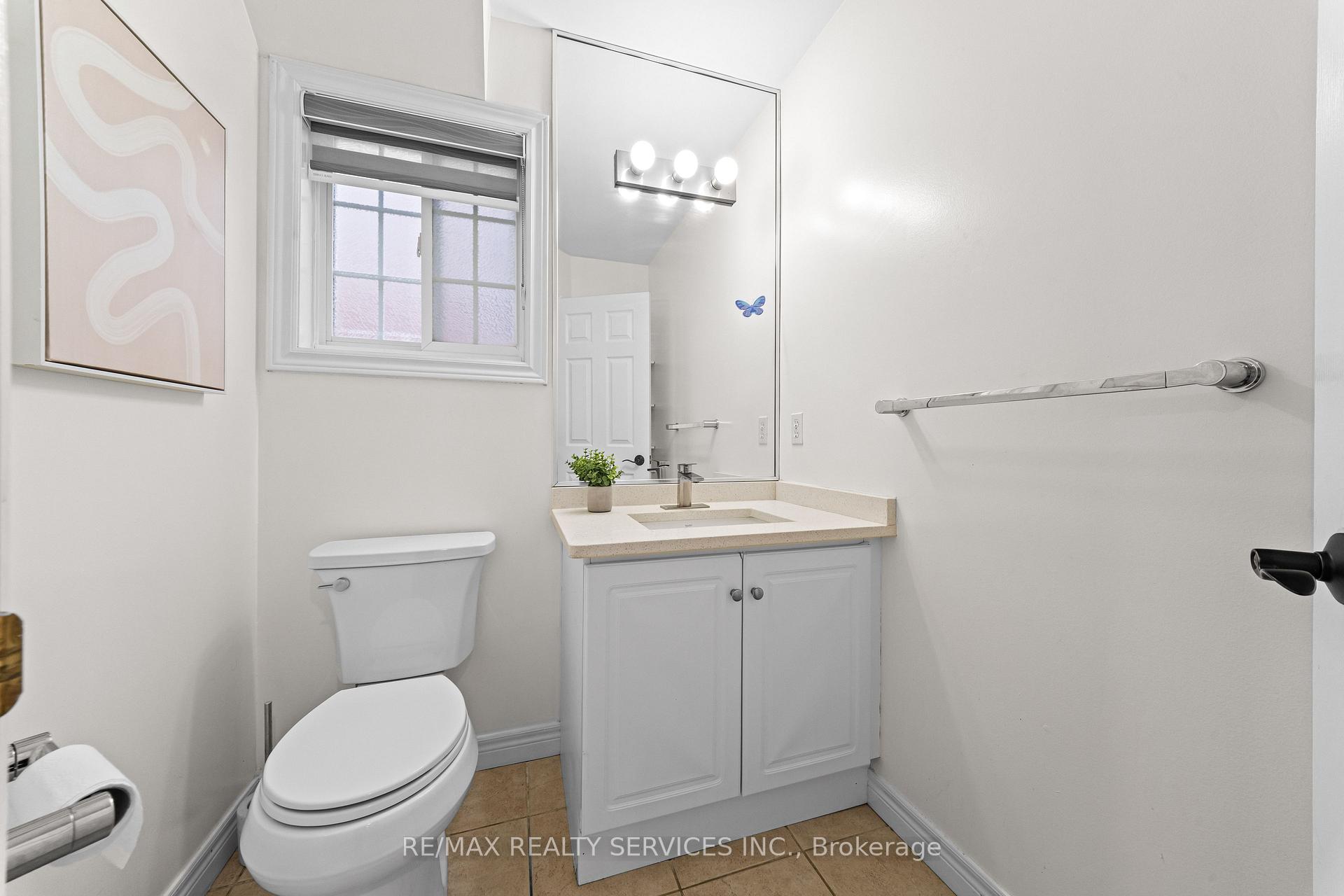 Photo 14 of 495 Brigantine Drive, Waterloo, Colonial Acres — HOMEH