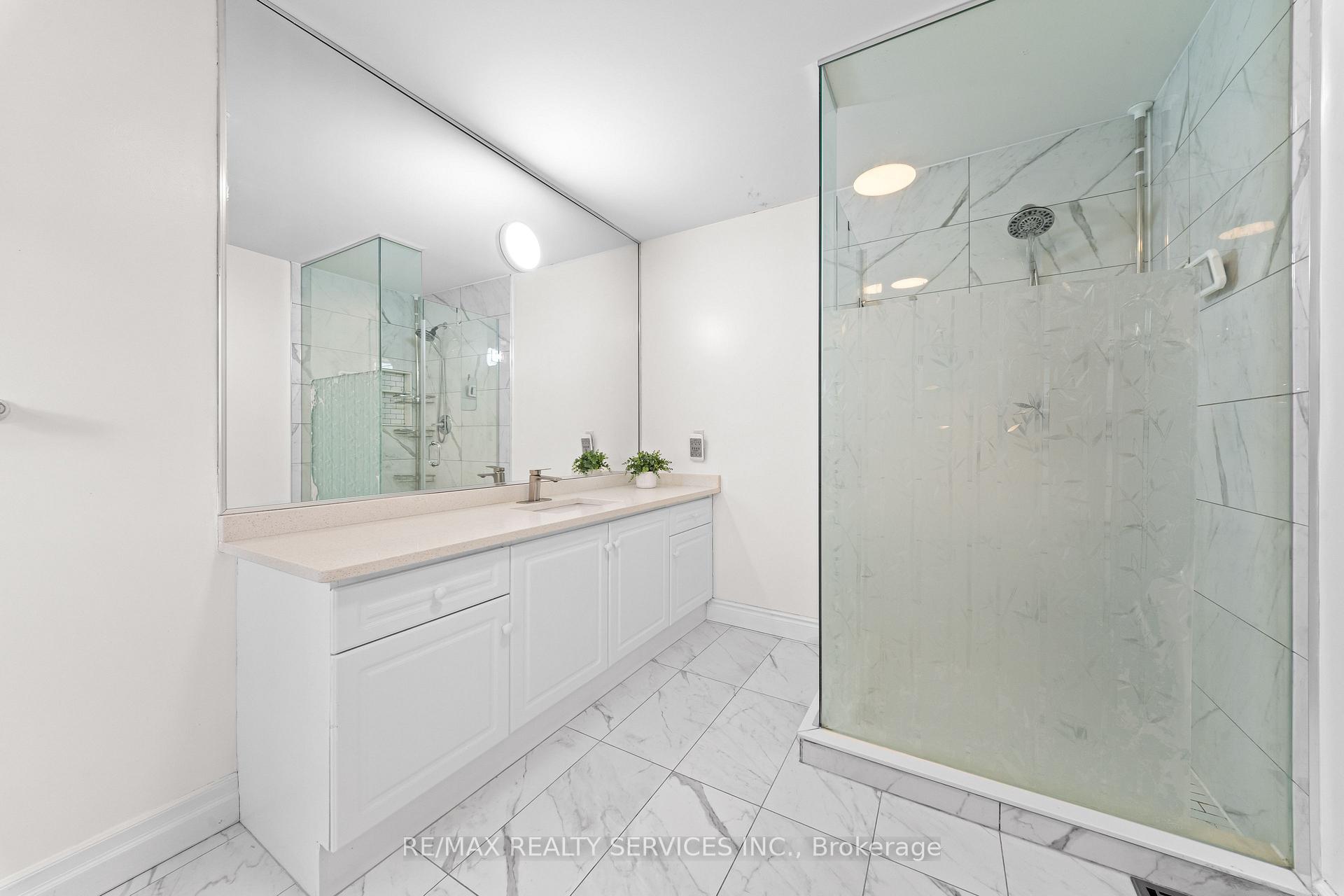 Photo 20 of 495 Brigantine Drive, Waterloo, Colonial Acres — HOMEH