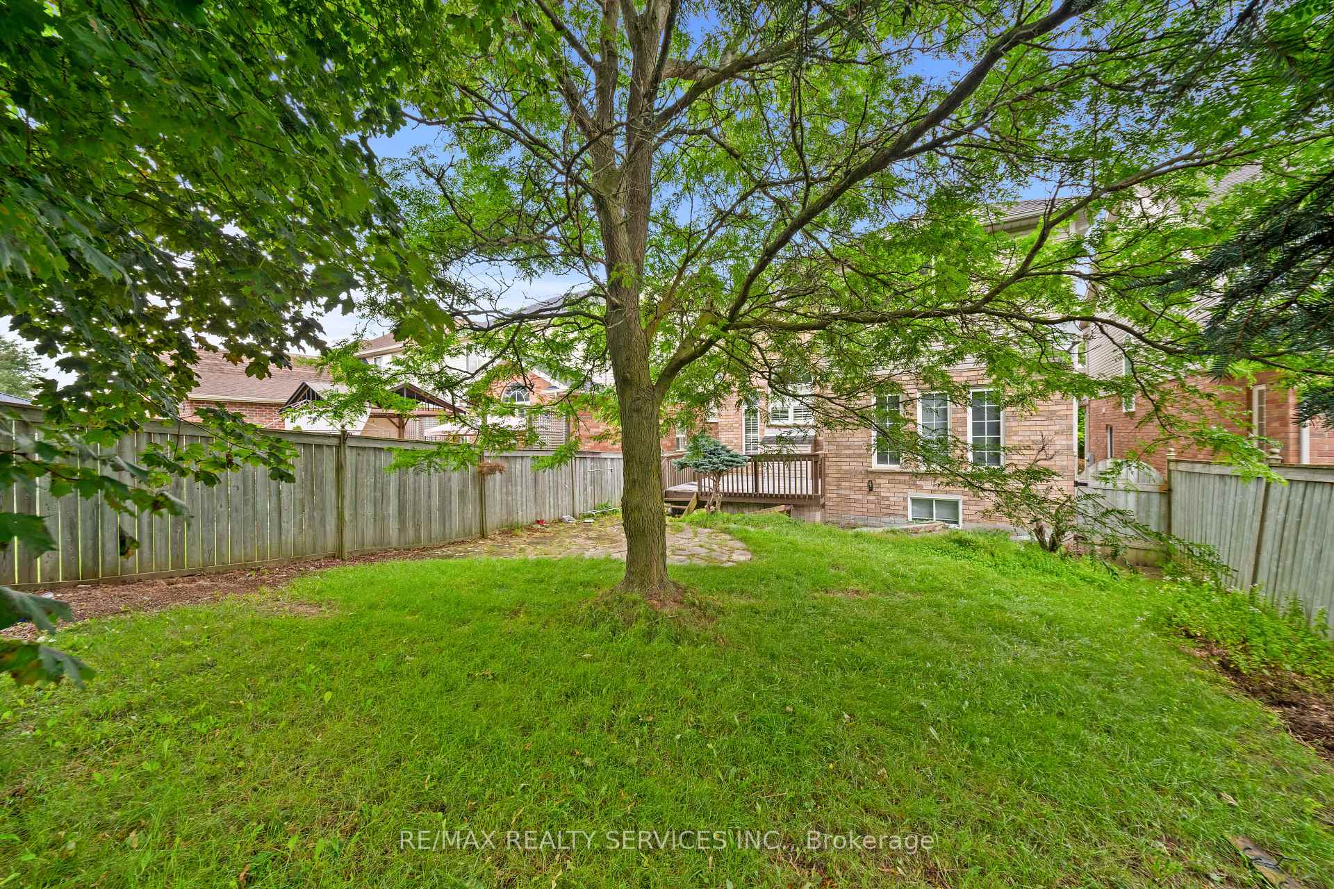 Photo 35 of 495 Brigantine Drive, Waterloo, Colonial Acres — HOMEH