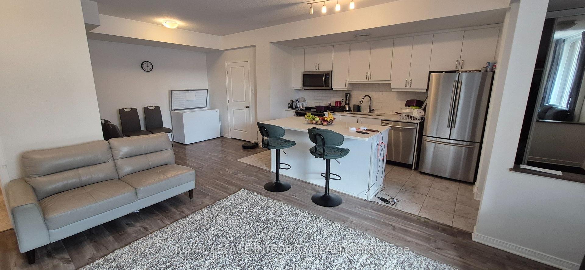 Photo 6 of Unit A, 20 Jaguar Private, Ottawa, Kanata - Emerald Meadows/Trailwest — HOMEH