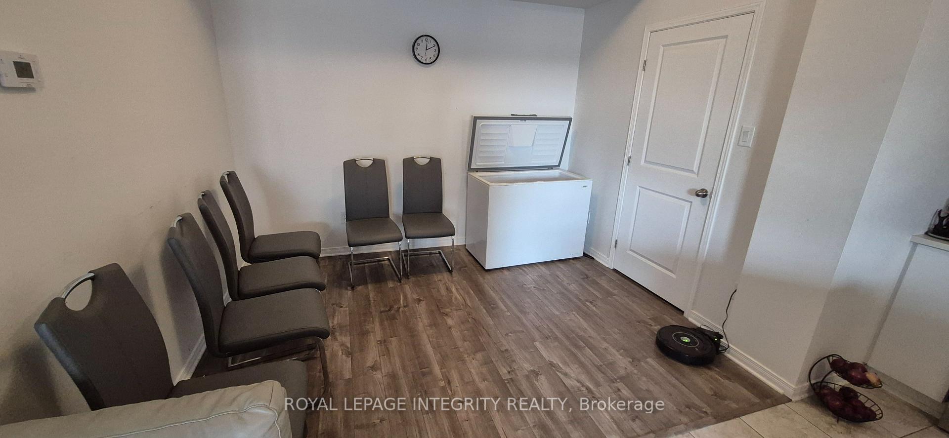 Photo 9 of Unit A, 20 Jaguar Private, Ottawa, Kanata - Emerald Meadows/Trailwest — HOMEH