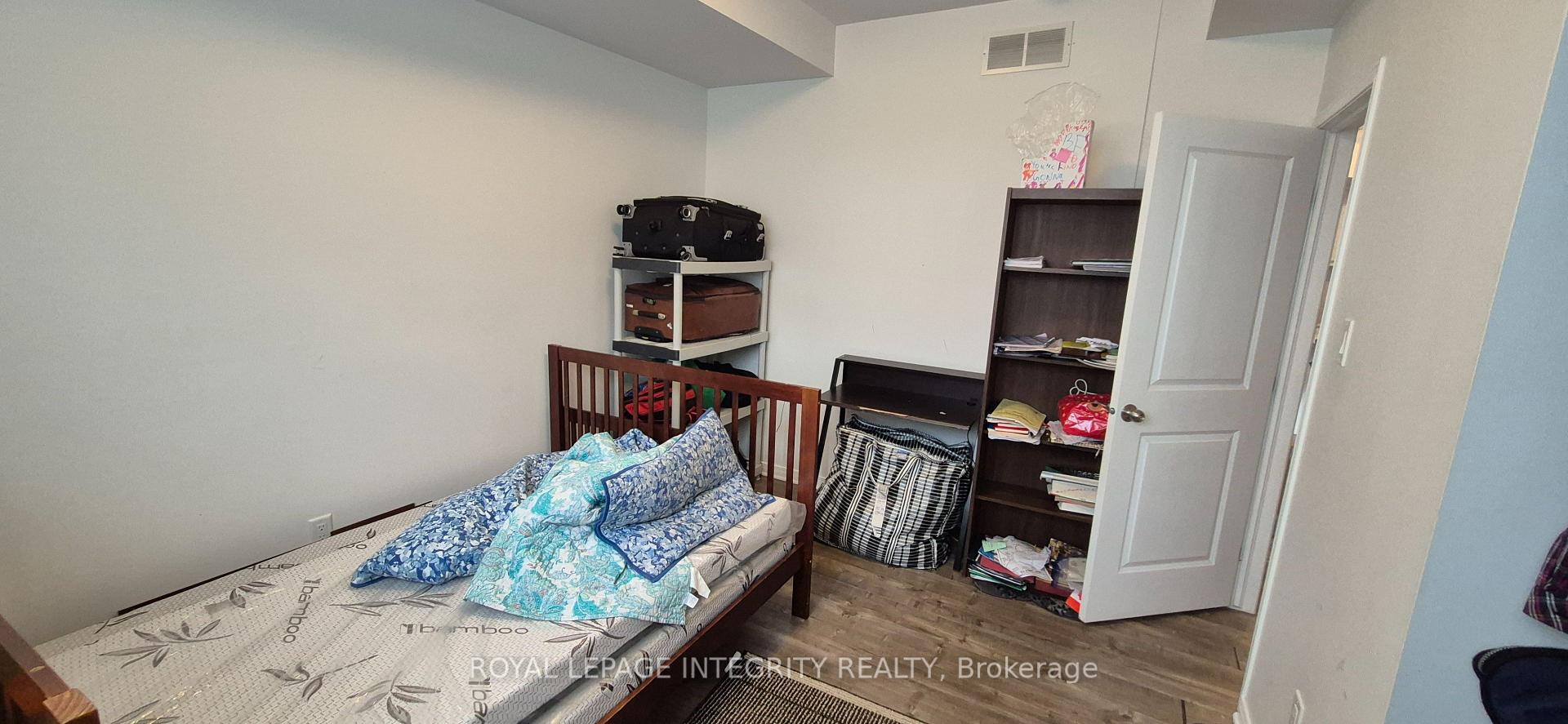 Photo 15 of Unit A, 20 Jaguar Private, Ottawa, Kanata - Emerald Meadows/Trailwest — HOMEH