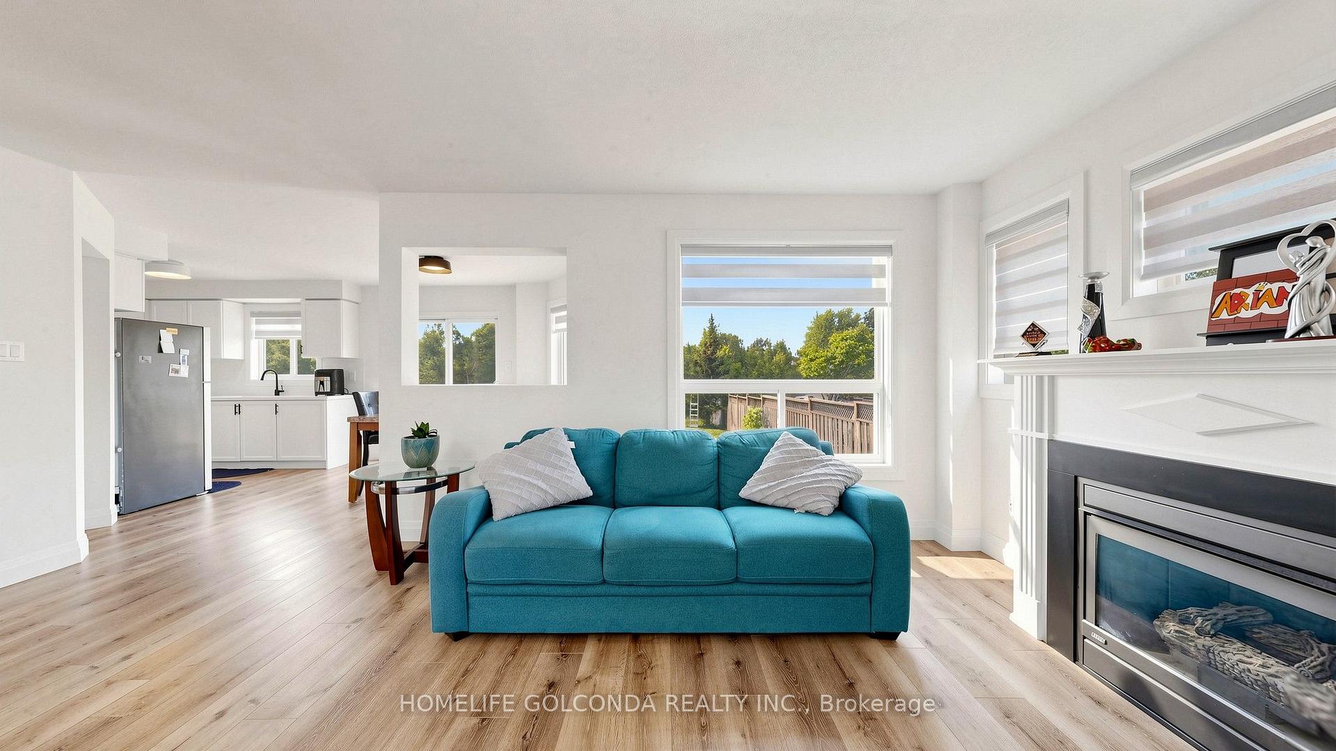 Photo 6 of 1304 Vincent Crescent, Innisfil, Alcona — HOMEH