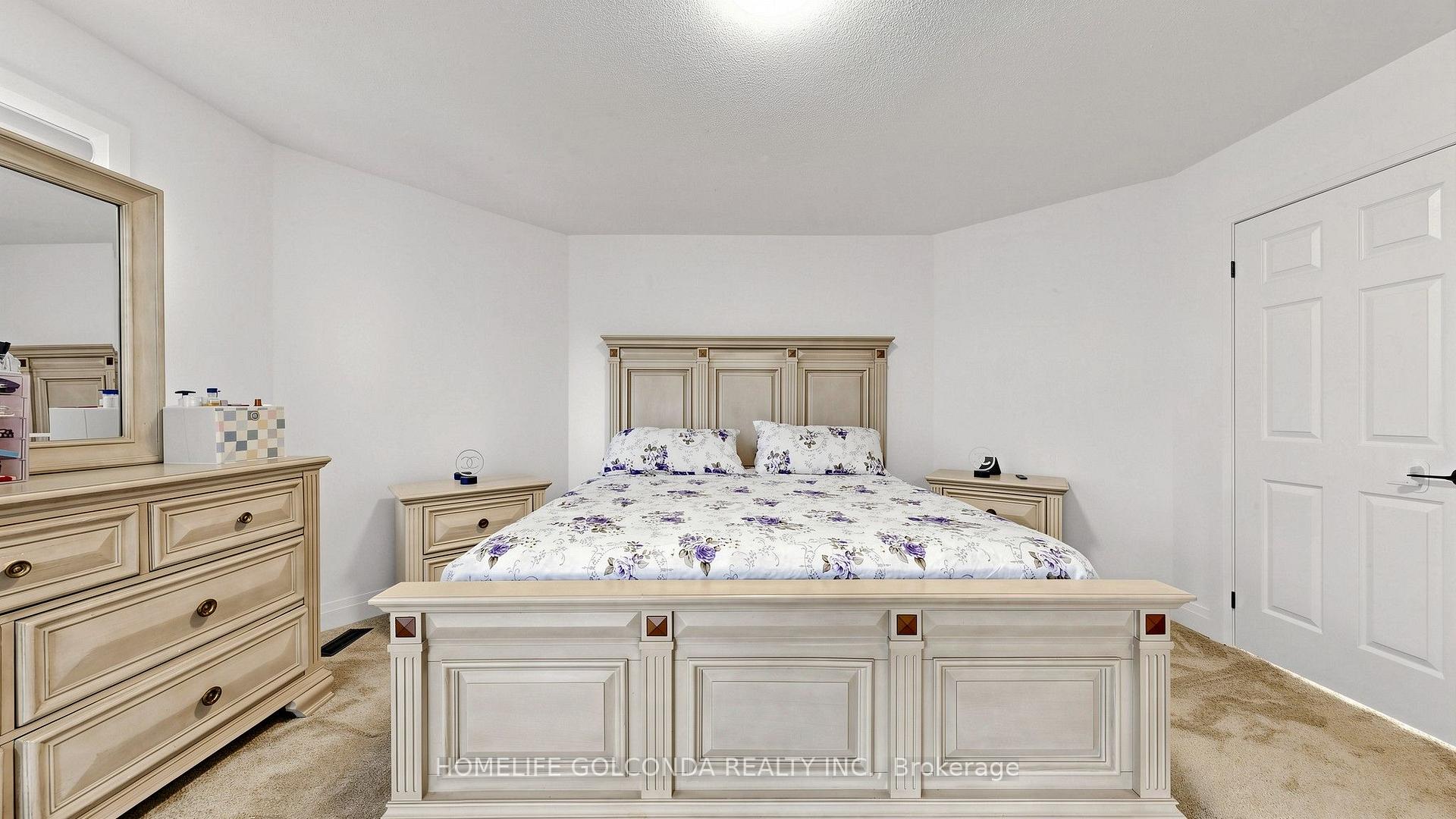 Photo 23 of 1304 Vincent Crescent, Innisfil, Alcona — HOMEH
