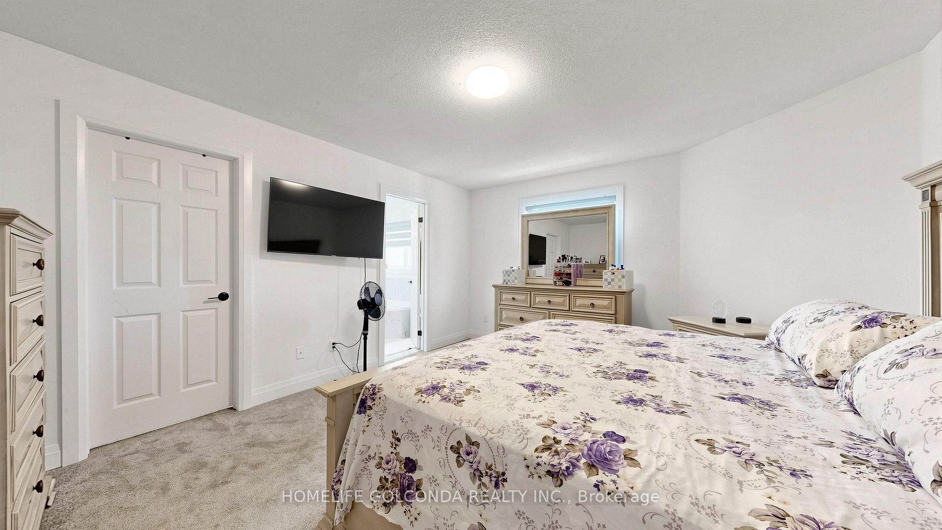 Photo 24 of 1304 Vincent Crescent, Innisfil, Alcona — HOMEH
