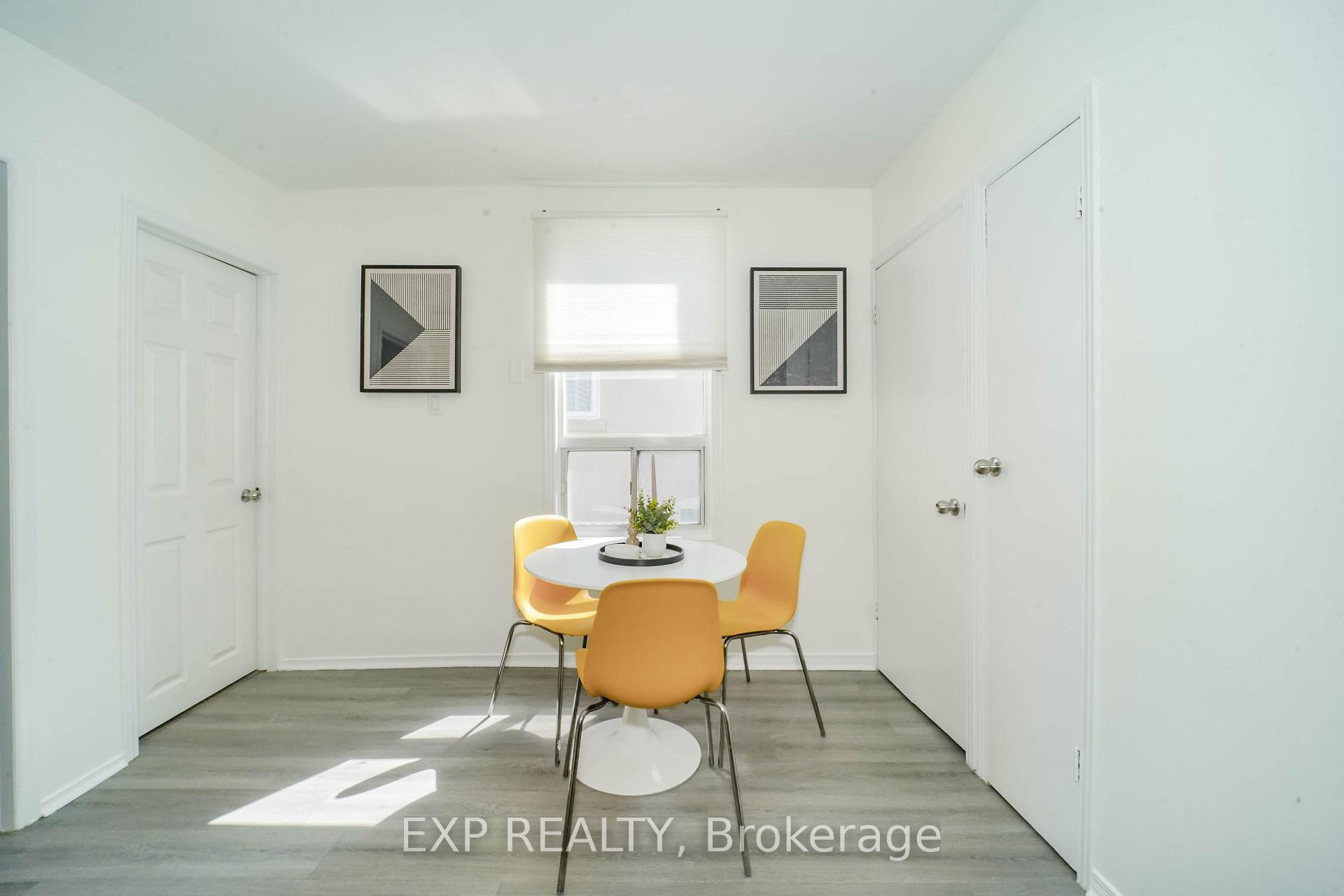 Photo 10 of Unit Upper, 47 Greendale Avenue, Toronto, Rockcliffe-Smythe — HOMEH