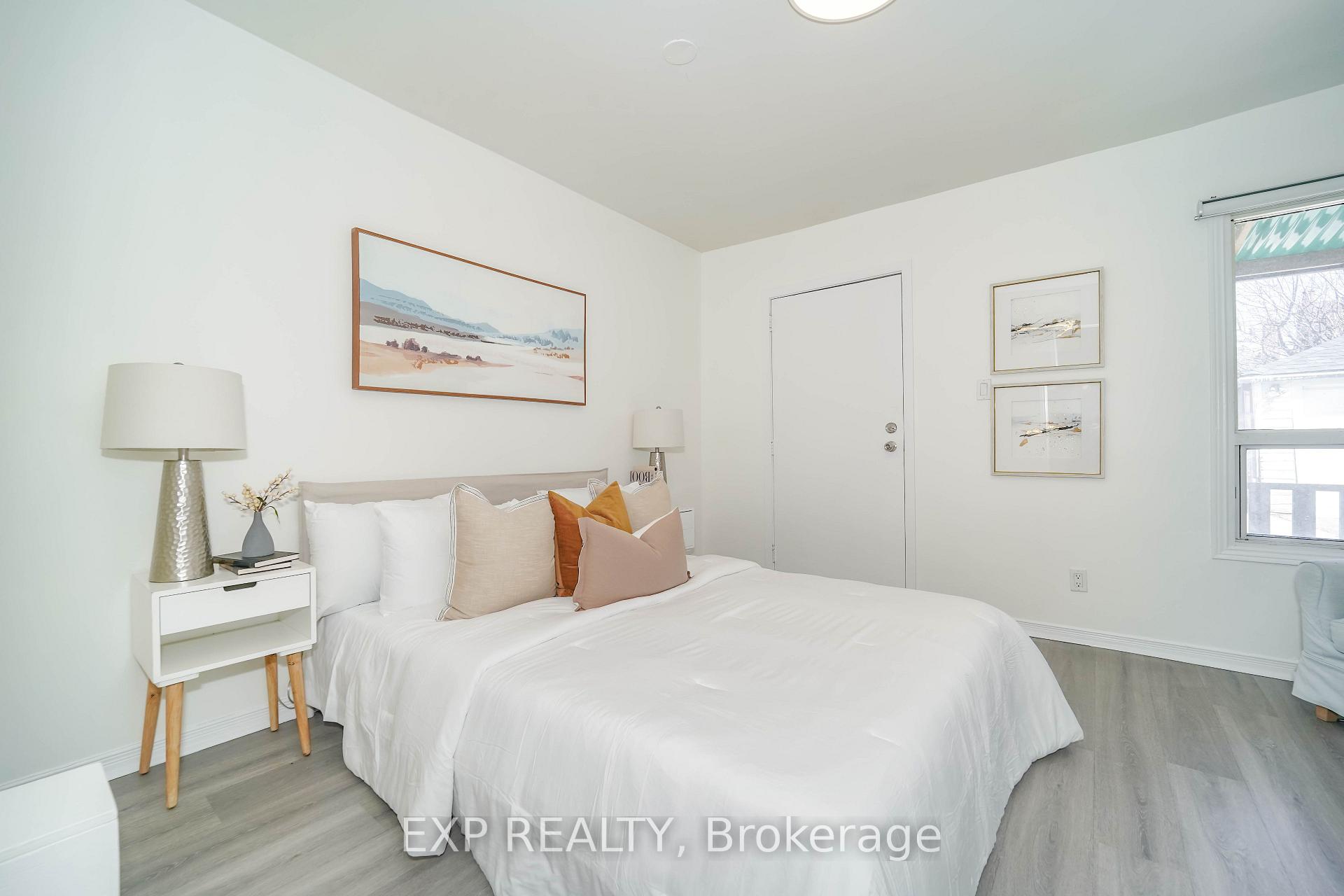 Photo 12 of Unit Upper, 47 Greendale Avenue, Toronto, Rockcliffe-Smythe — HOMEH