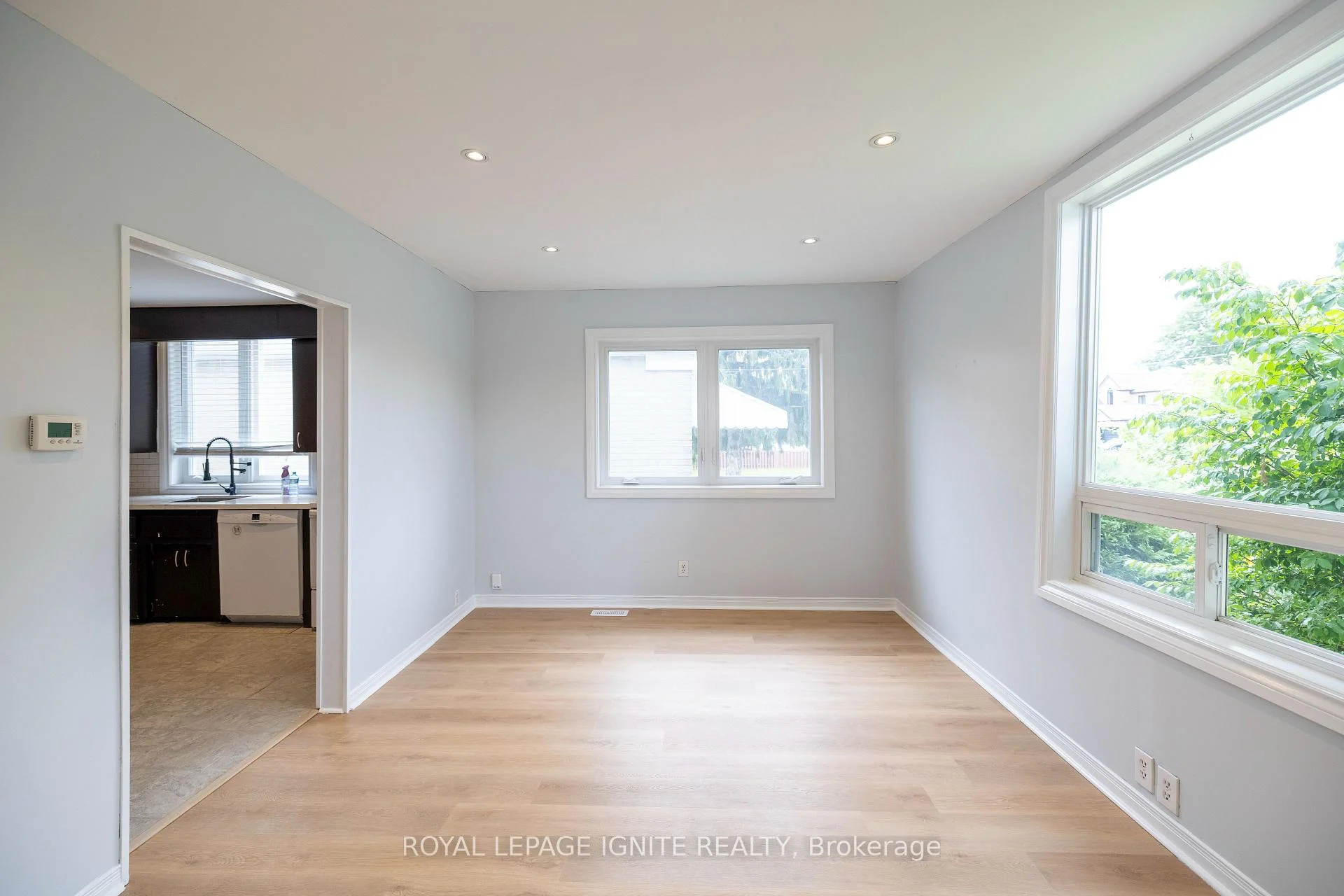 Photo 4 of 271 Conlins Road, Scarborough, Highland Creek — HOMEH