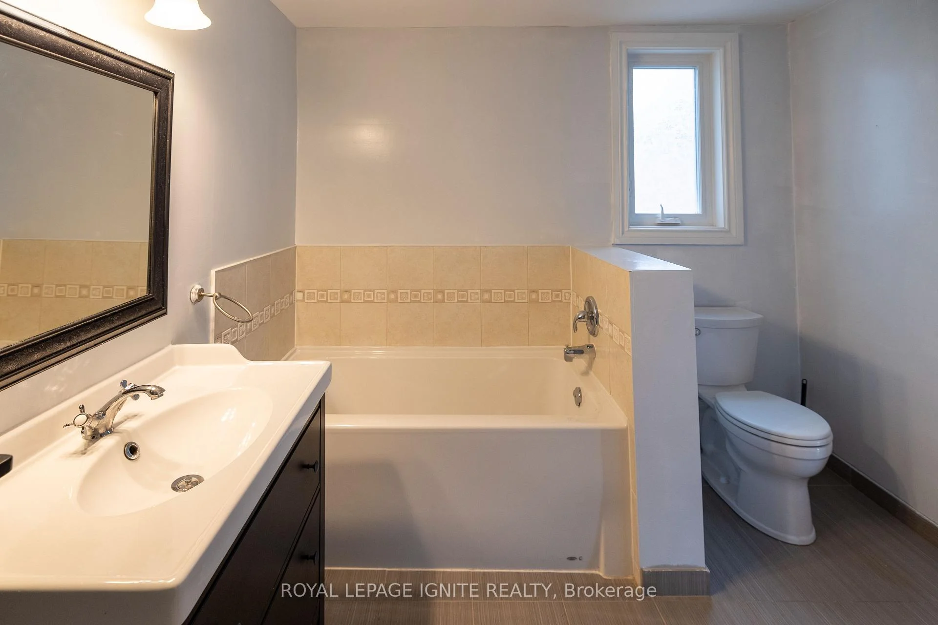Photo 6 of 271 Conlins Road, Scarborough, Highland Creek — HOMEH