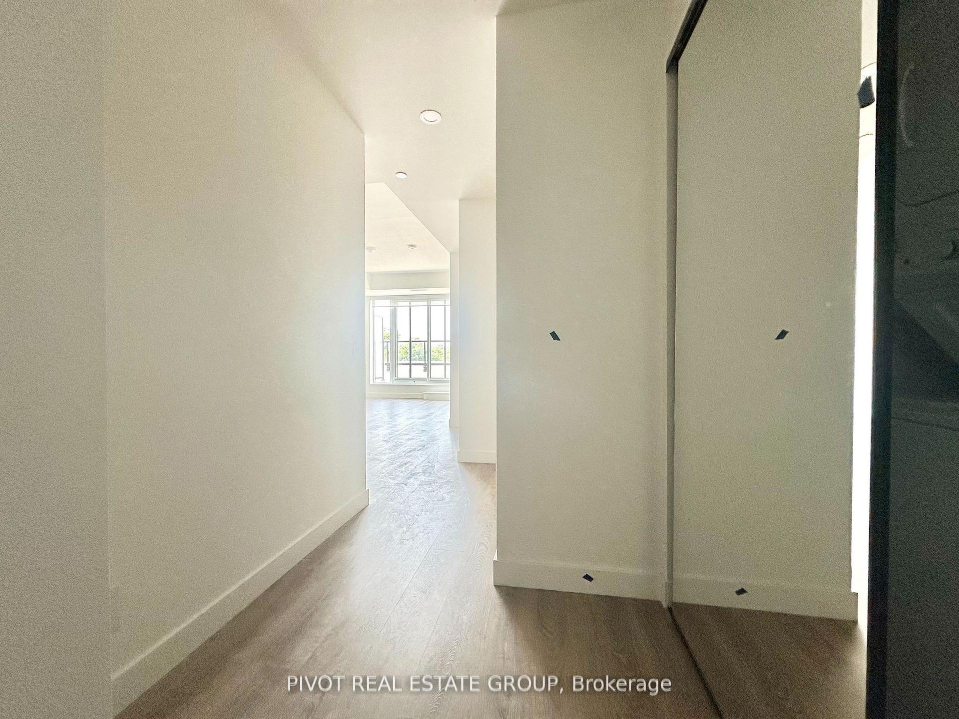 Photo 3 of Unit 525, 1050 Eastern Avenue, Toronto, The Beaches — HOMEH