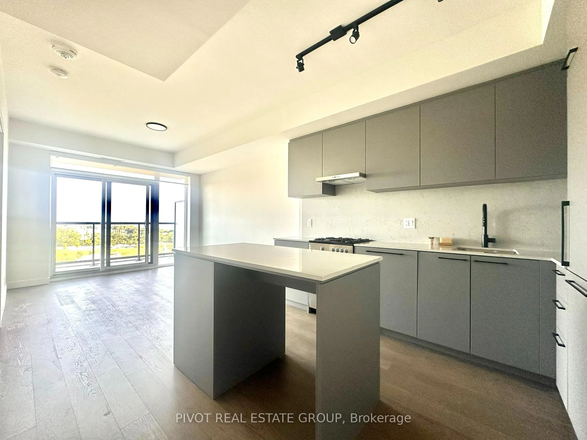 Photo 13 of Unit 525, 1050 Eastern Avenue, Toronto, The Beaches — HOMEH