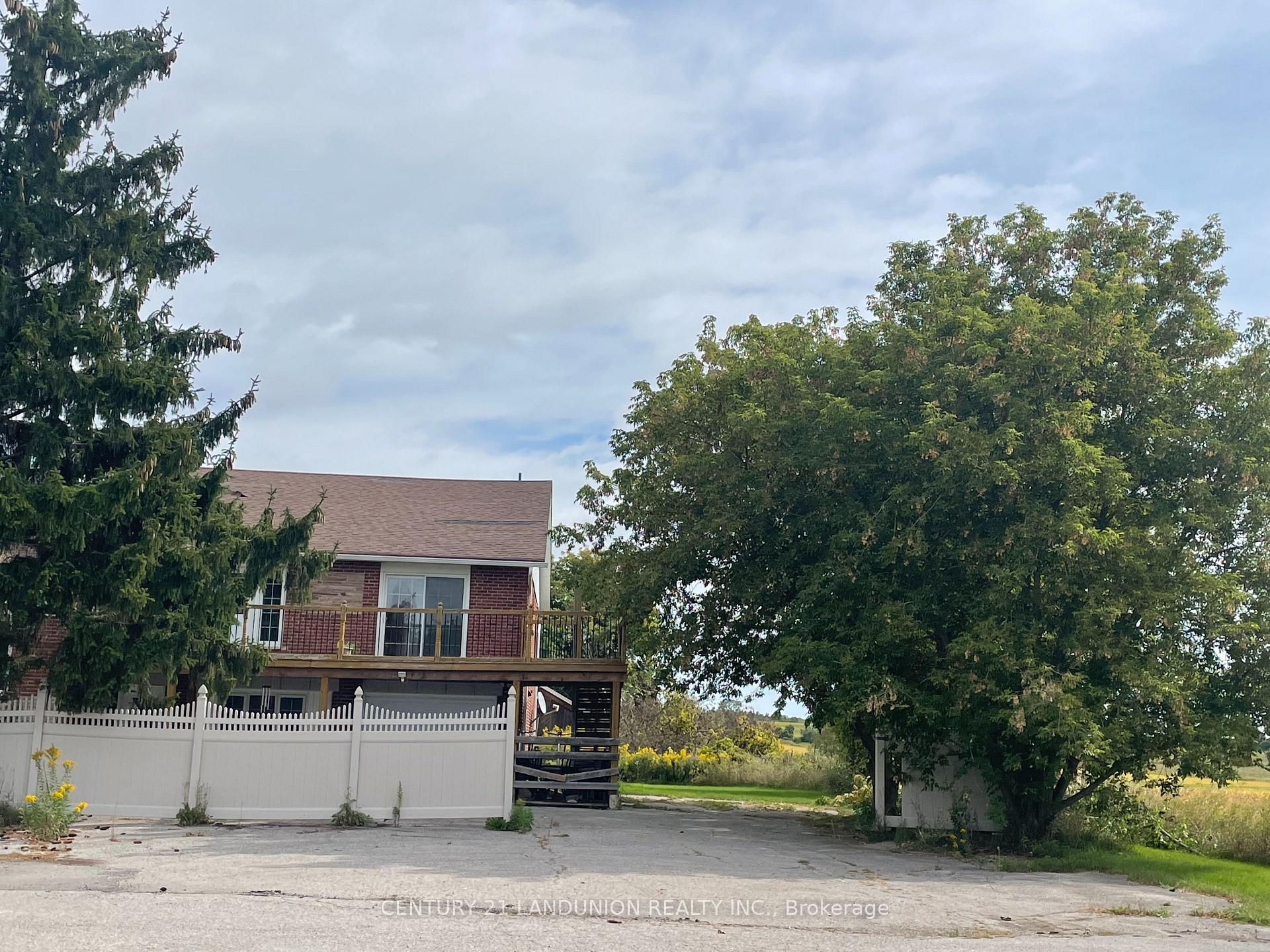 Photo of Unit Residence Primary Unit/B, 20215 Woodbine Avenue
