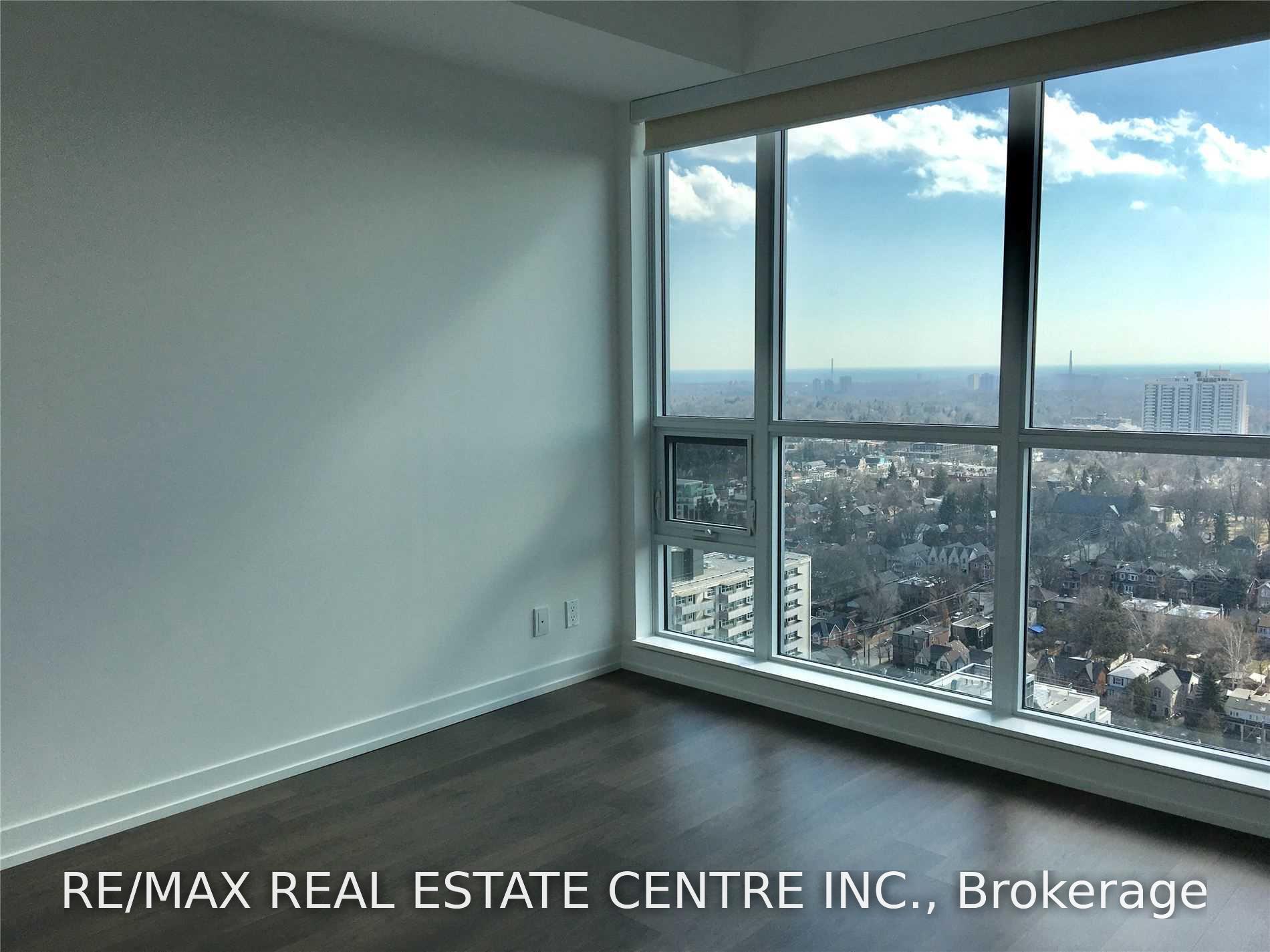 Photo 5 of Unit 2519, 98 Lillian Street, Toronto, Mount Pleasant West — HOMEH