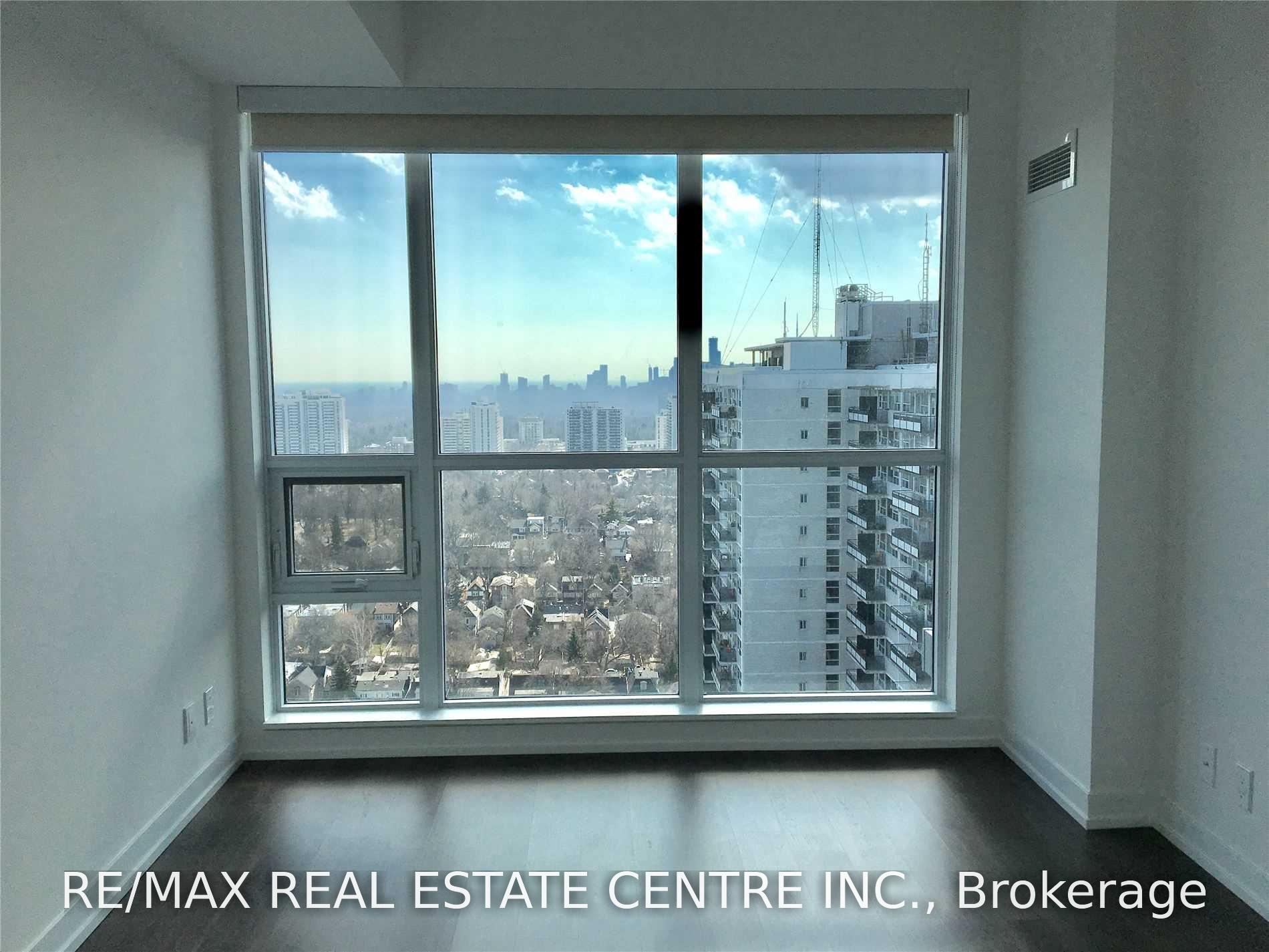 Photo 6 of Unit 2519, 98 Lillian Street, Toronto, Mount Pleasant West — HOMEH