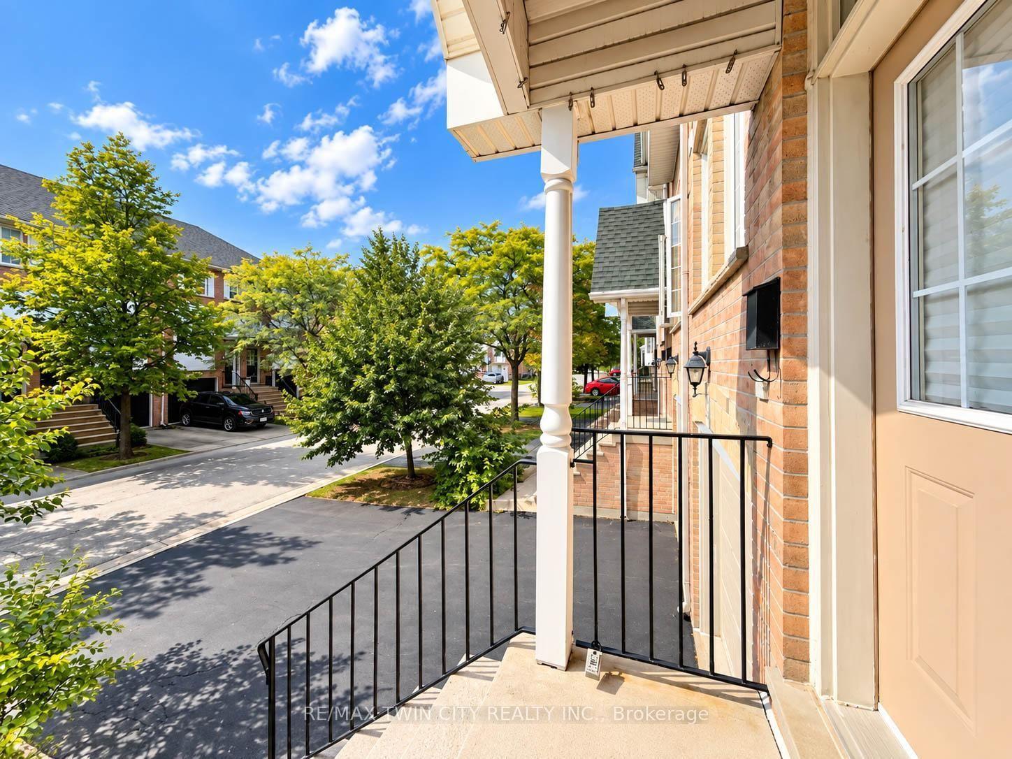 Photo 5 of Unit 105, 3480 Upper Middle Road, Burlington, Palmer — HOMEH