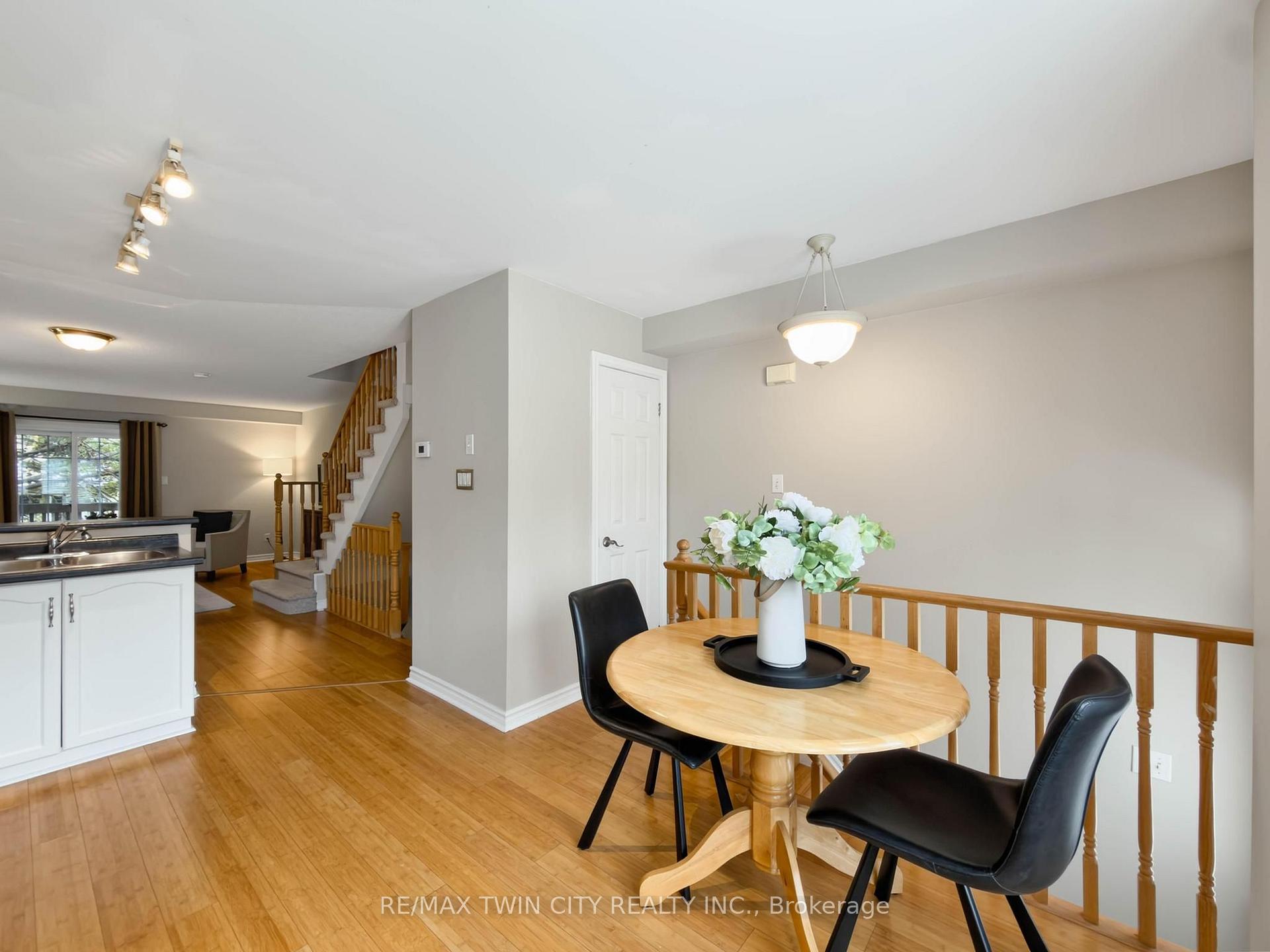 Photo 8 of Unit 105, 3480 Upper Middle Road, Burlington, Palmer — HOMEH